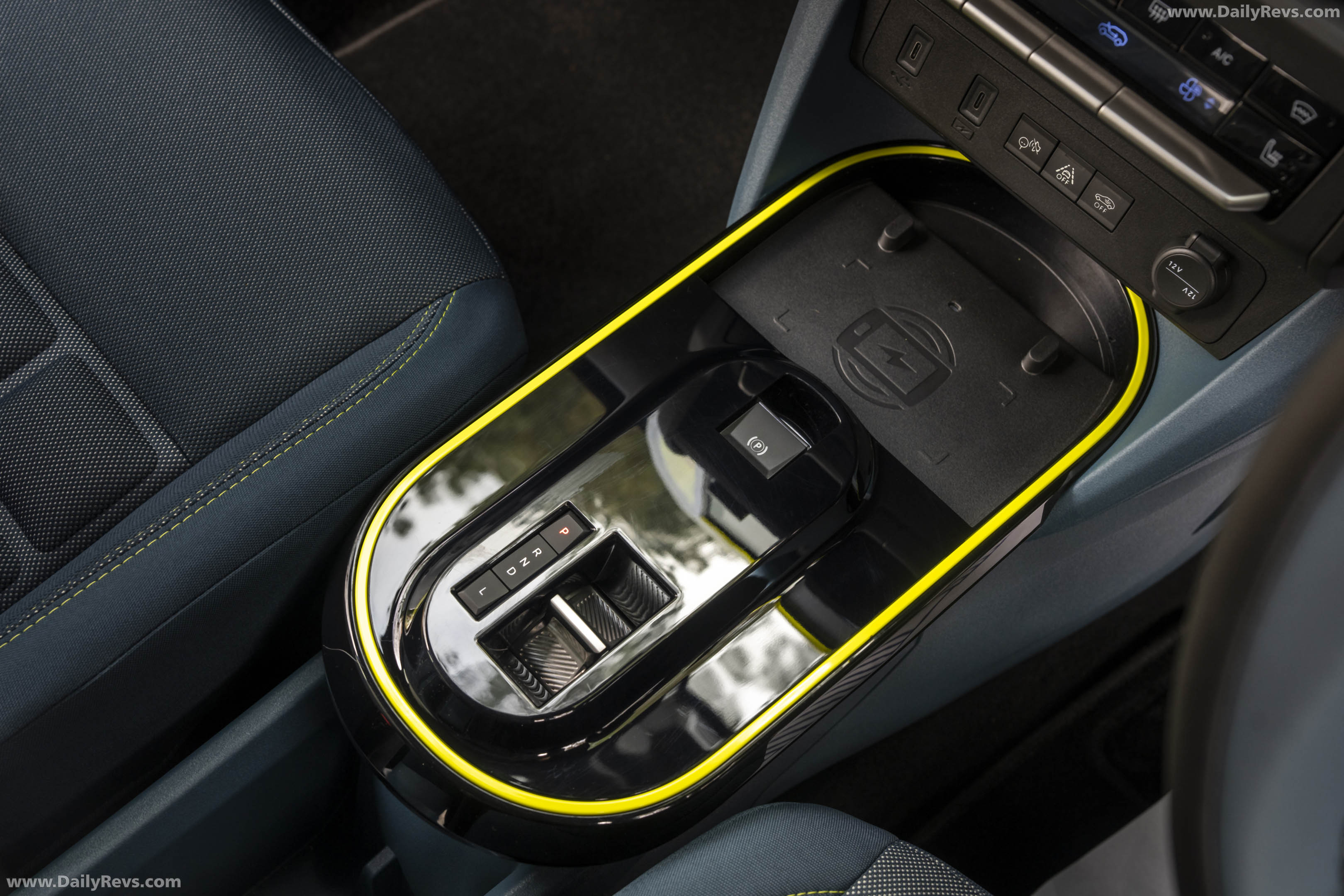 2025 Fiat Panda Hybrid La Prima UK Version Interior