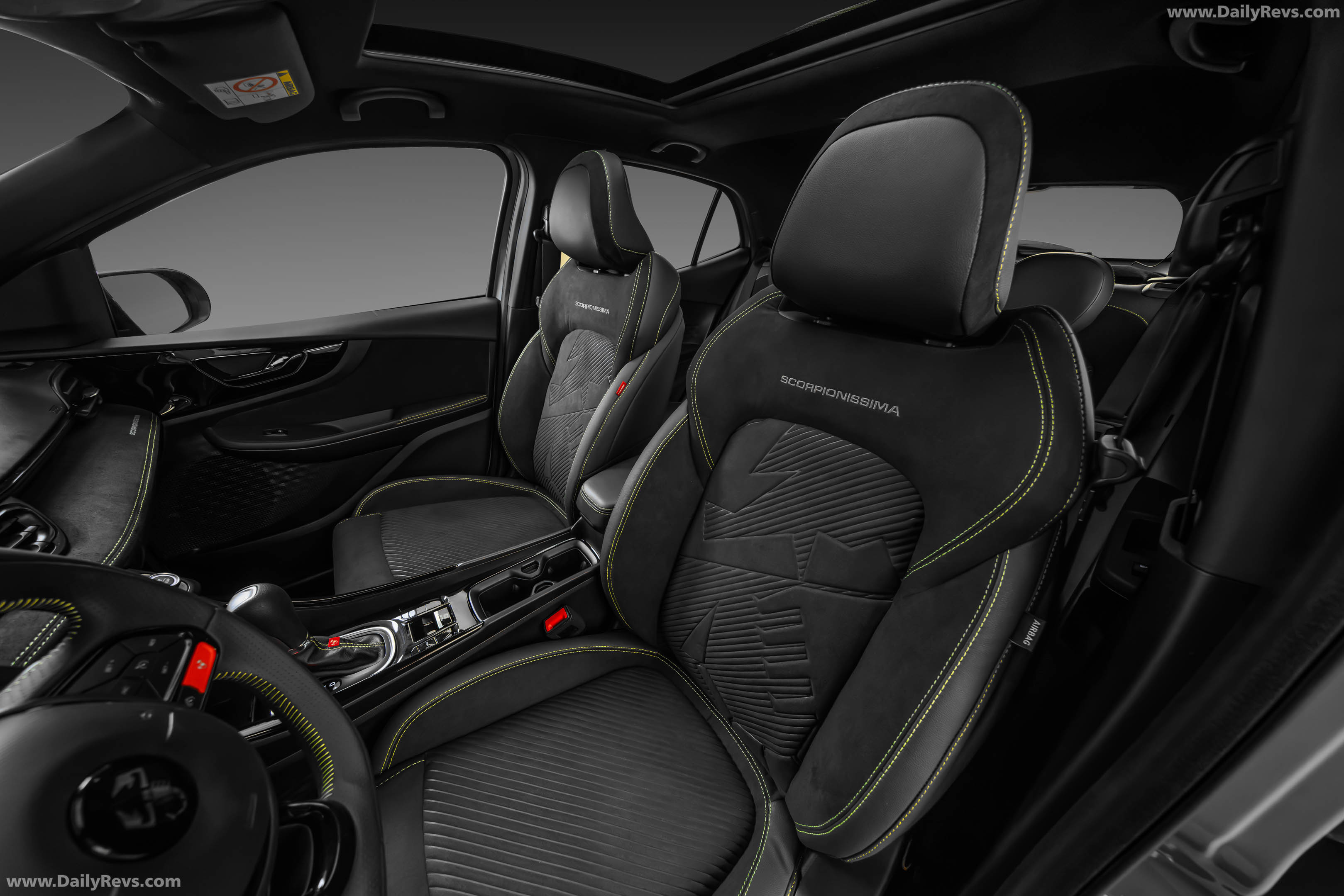 2026 Fiat Pulse Abarth Scorpionissima Interior
