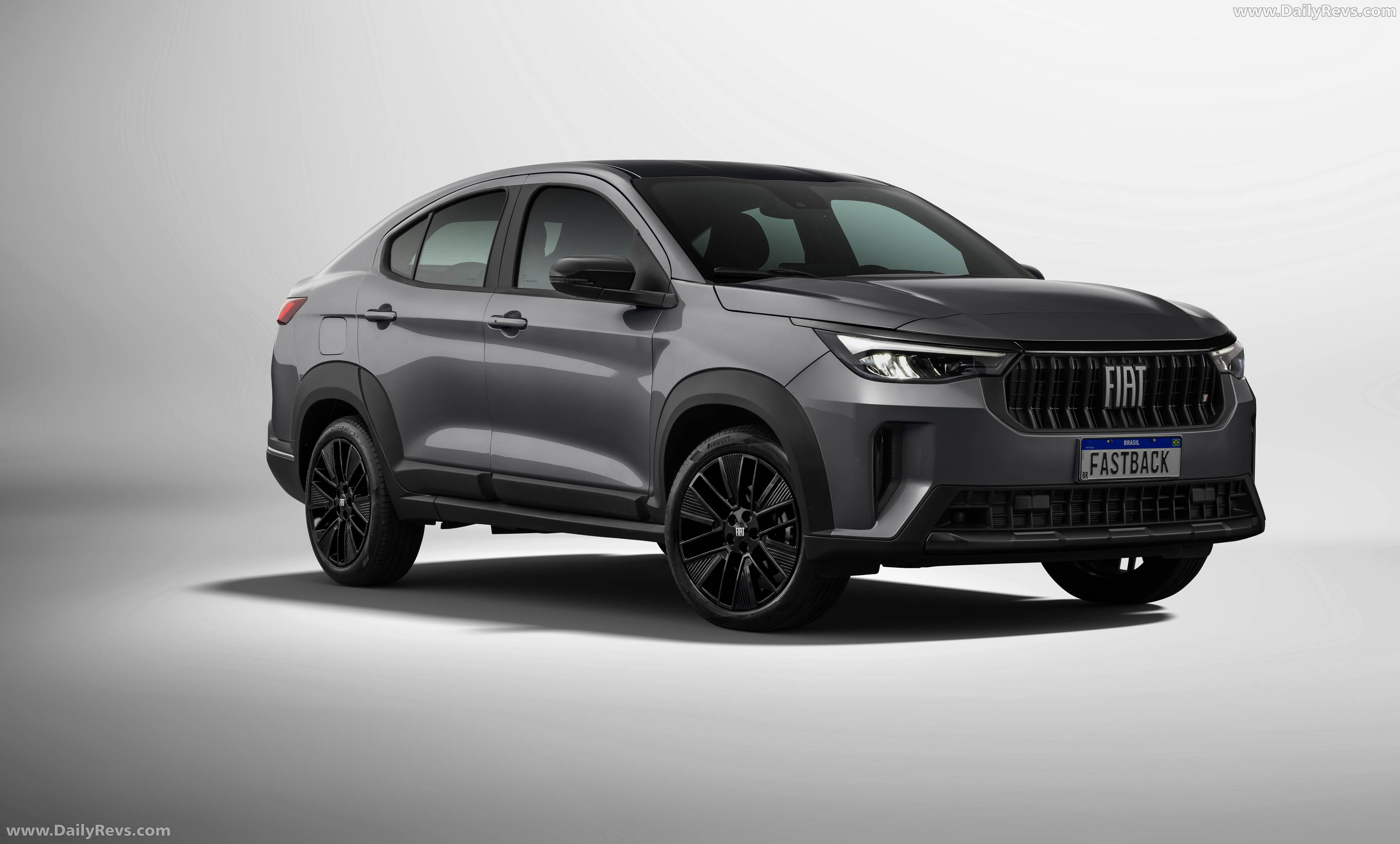 2026 Fiat Fastback Black Motion Front View