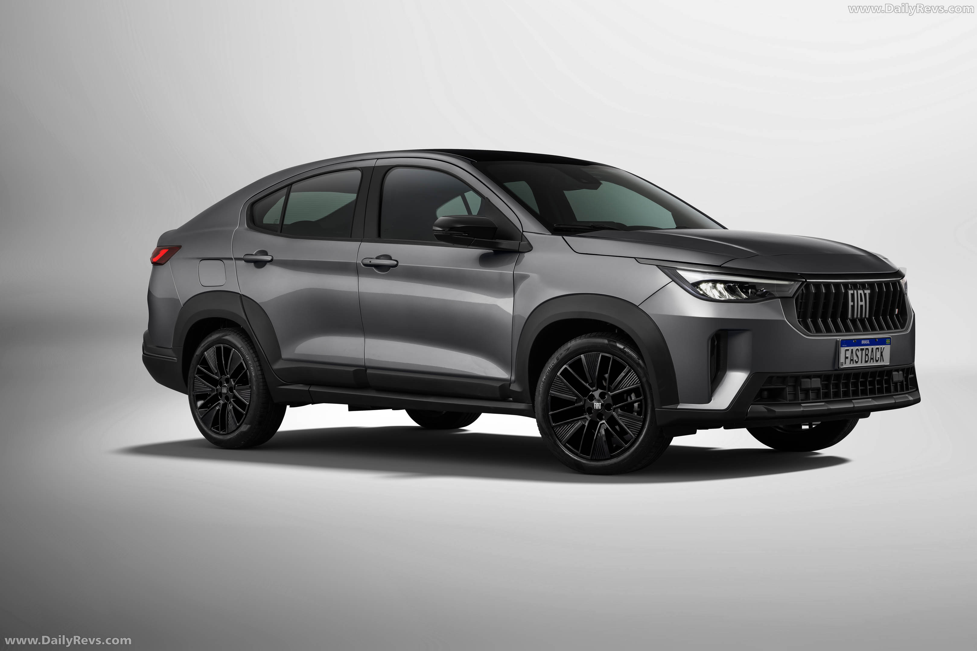 2026 Fiat Fastback Black Motion Side View