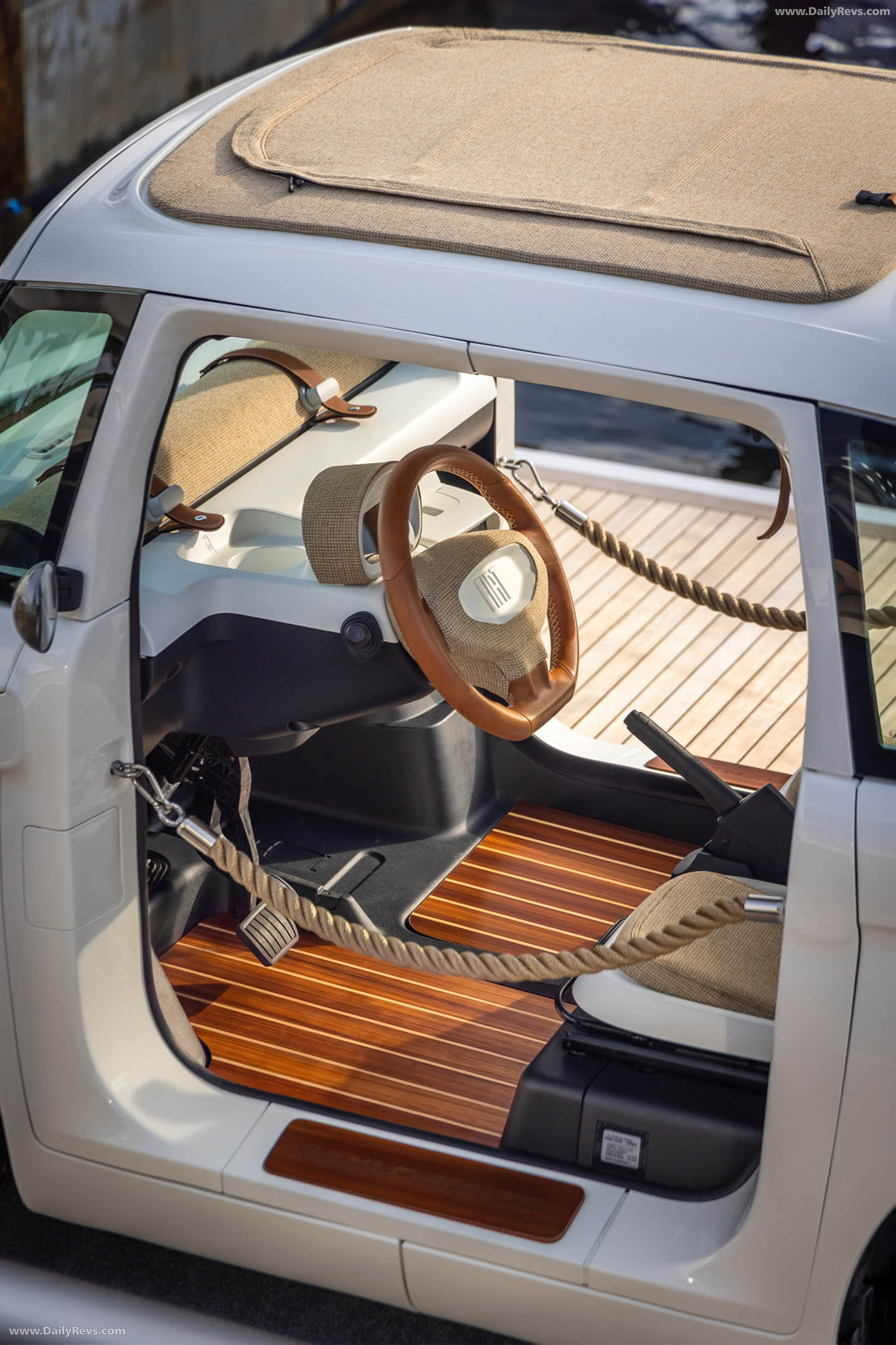 2026 Fiat Topolino Sanlorenzo Interior