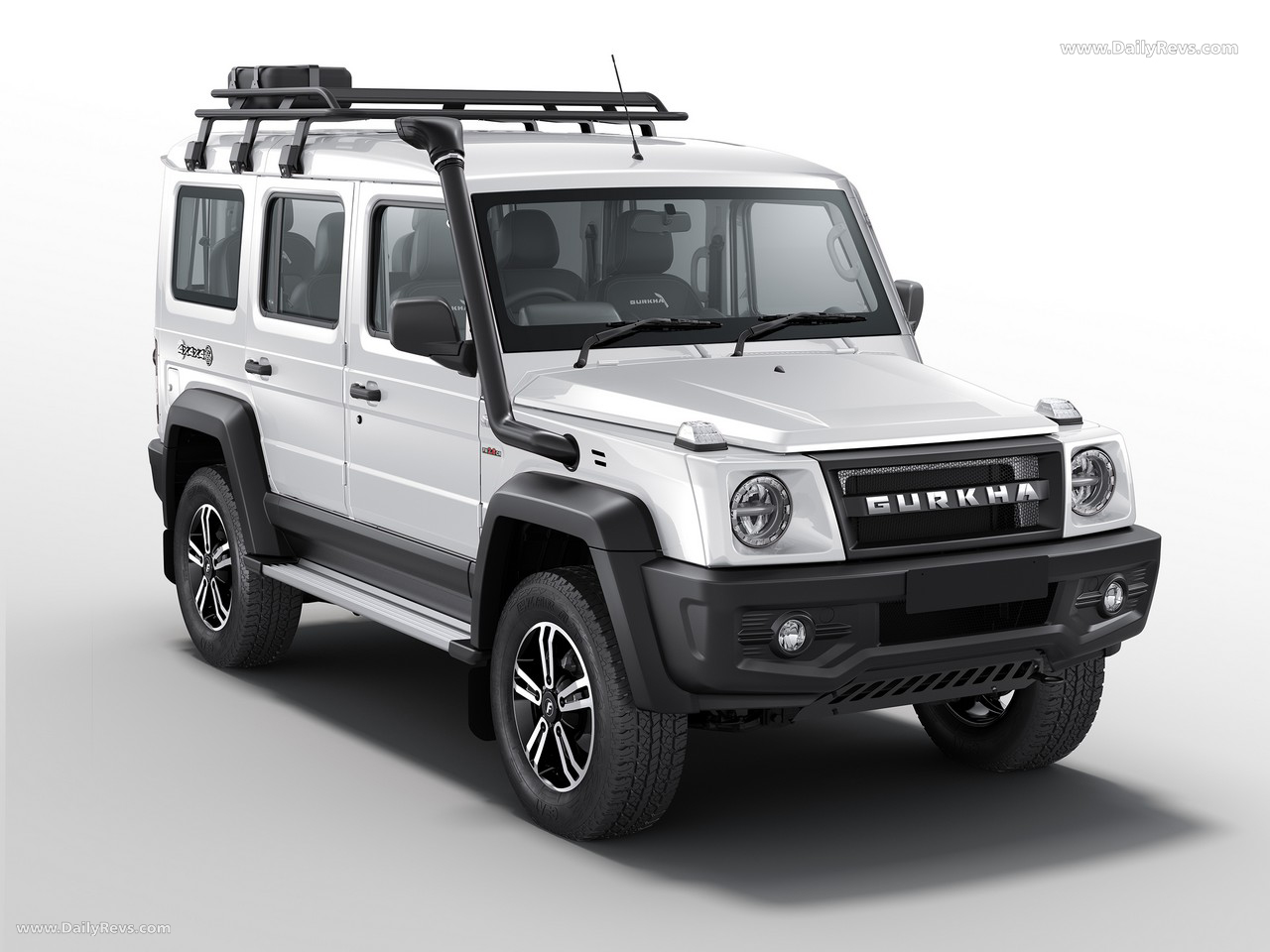 2024 Force Motors Gurkha 5-door Front View