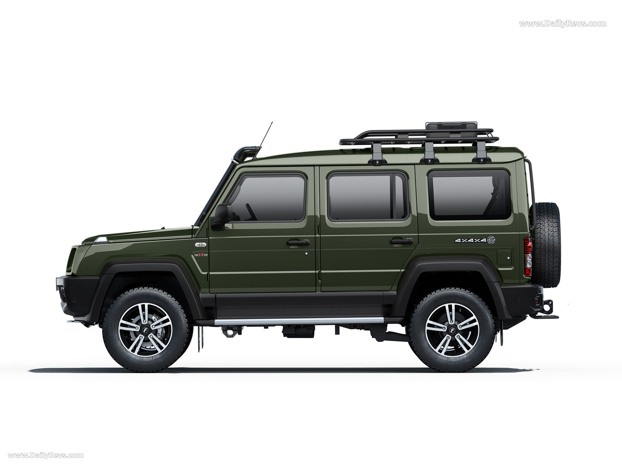 2024 Force Motors Gurkha 5-door Side View