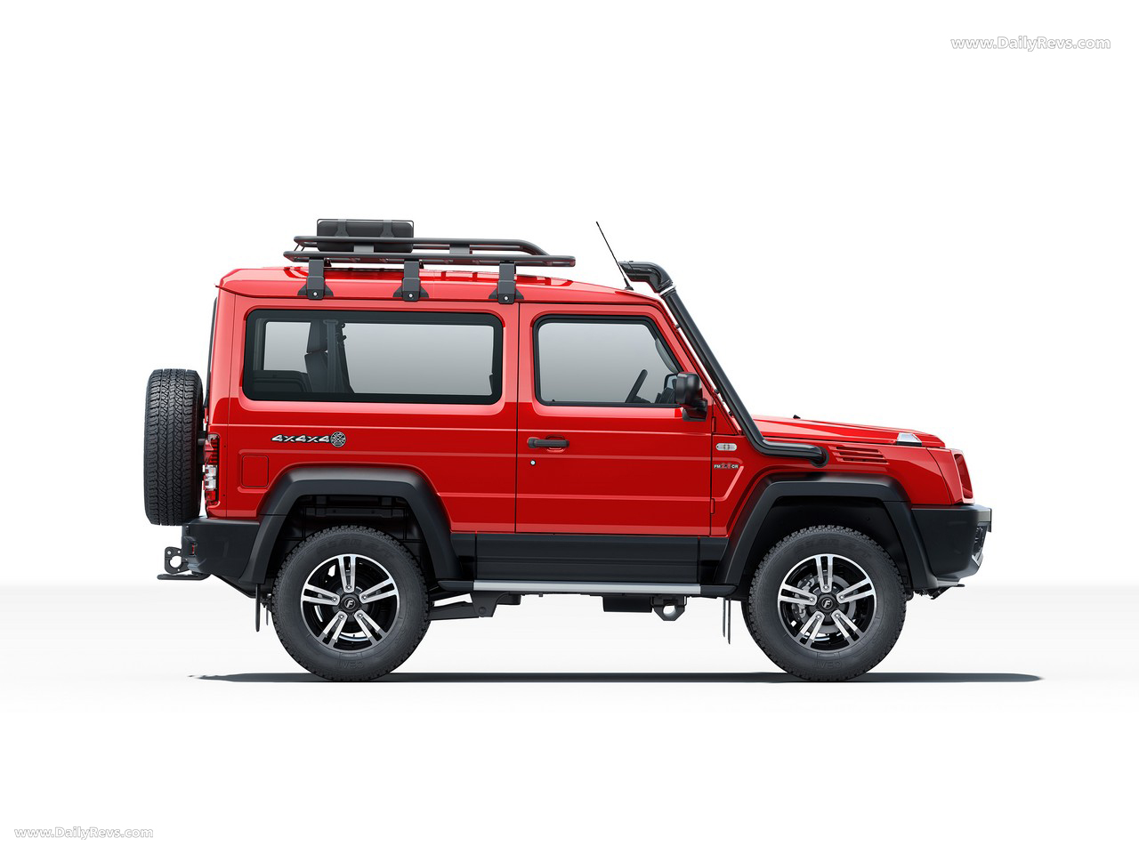 2024 Force Motors Gurkha 3-door Side View