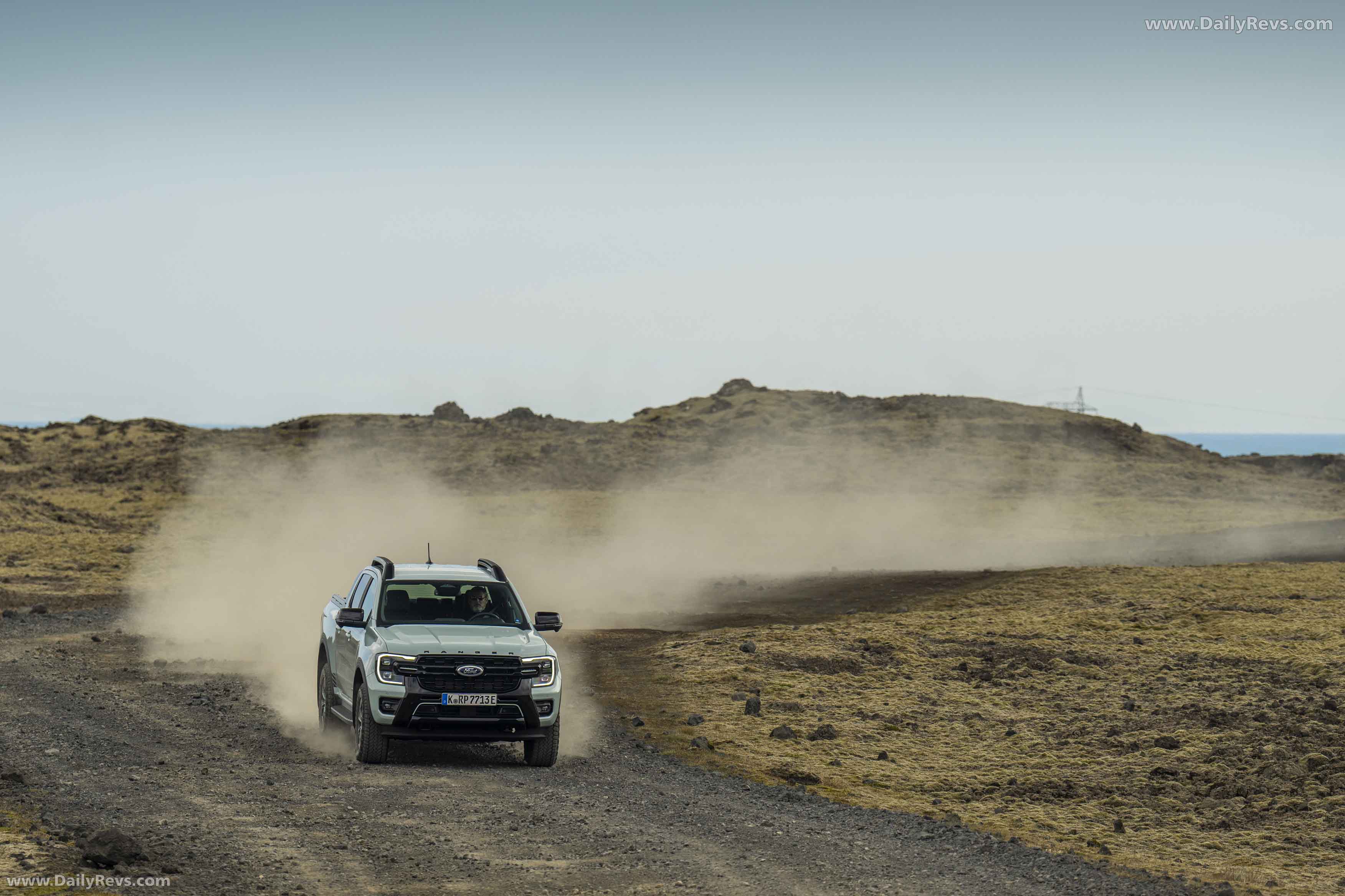 2025 Ford Ranger PHEV Stormtrak Front View