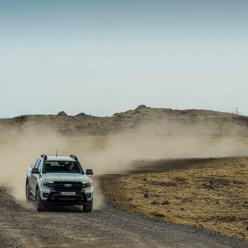 2025 Ford Ranger PHEV Stormtrak Front View