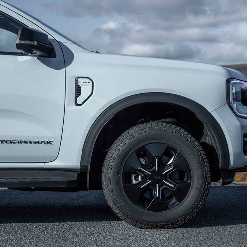 2025 Ford Ranger PHEV Stormtrak Exterior