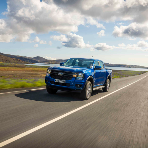 2025 Ford Ranger PHEV XLT Front View
