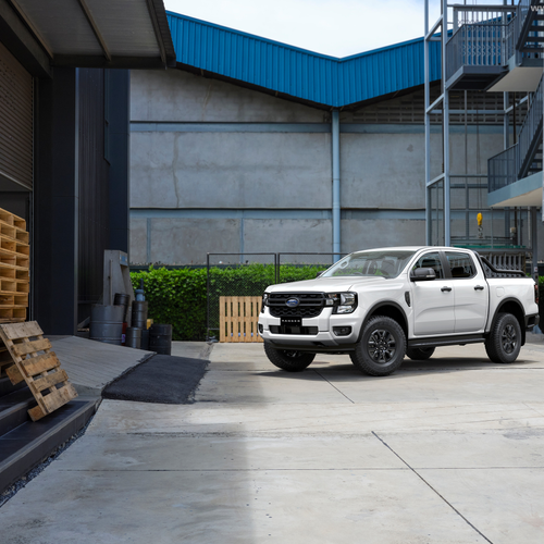 2025 Ford Ranger Black Edition Front View