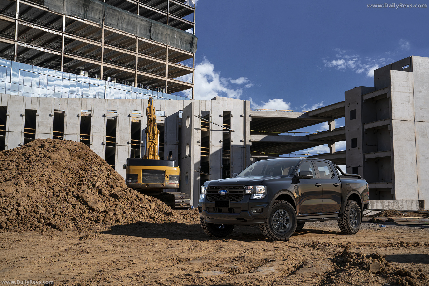 2025 Ford Ranger Black Edition Front View