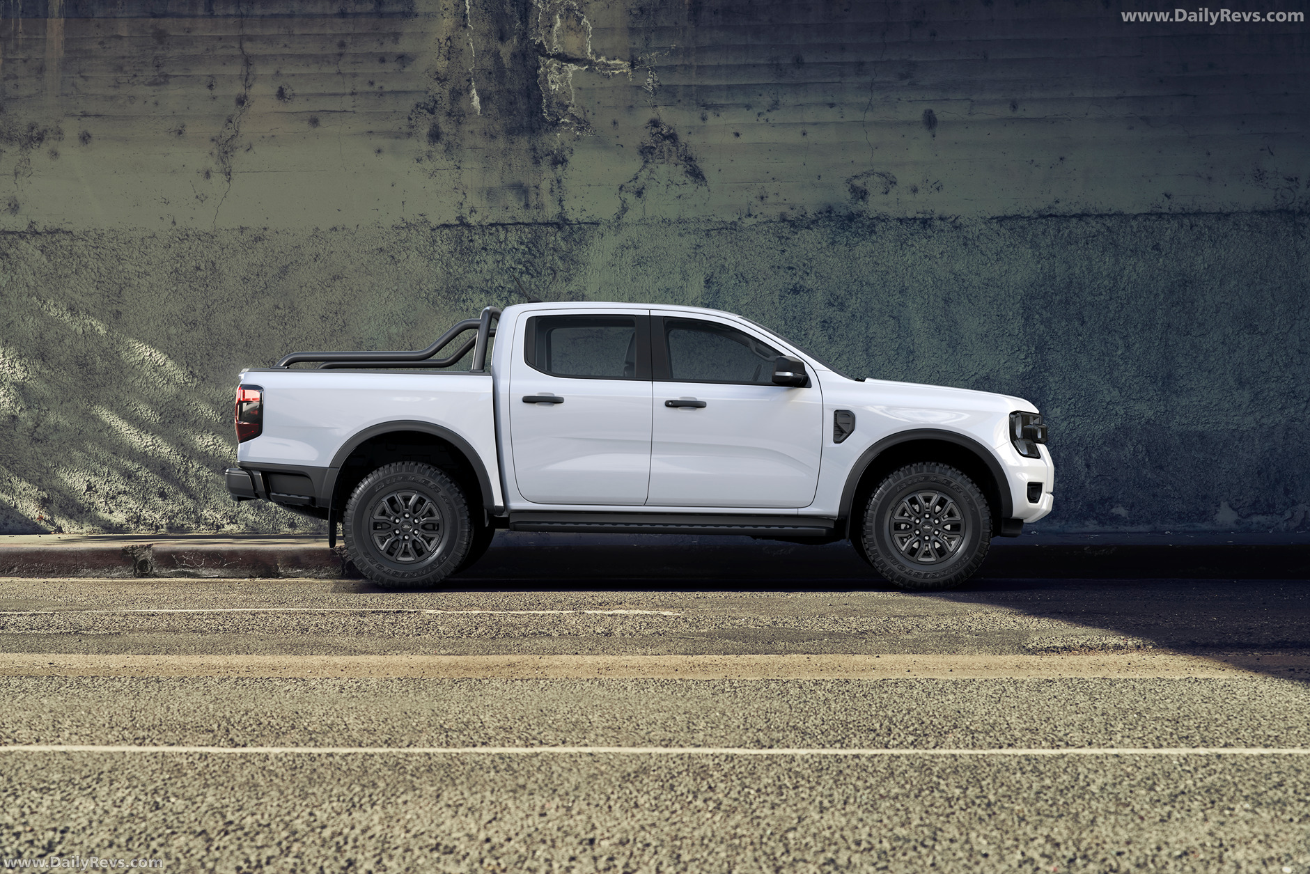 2025 Ford Ranger Black Edition Side View