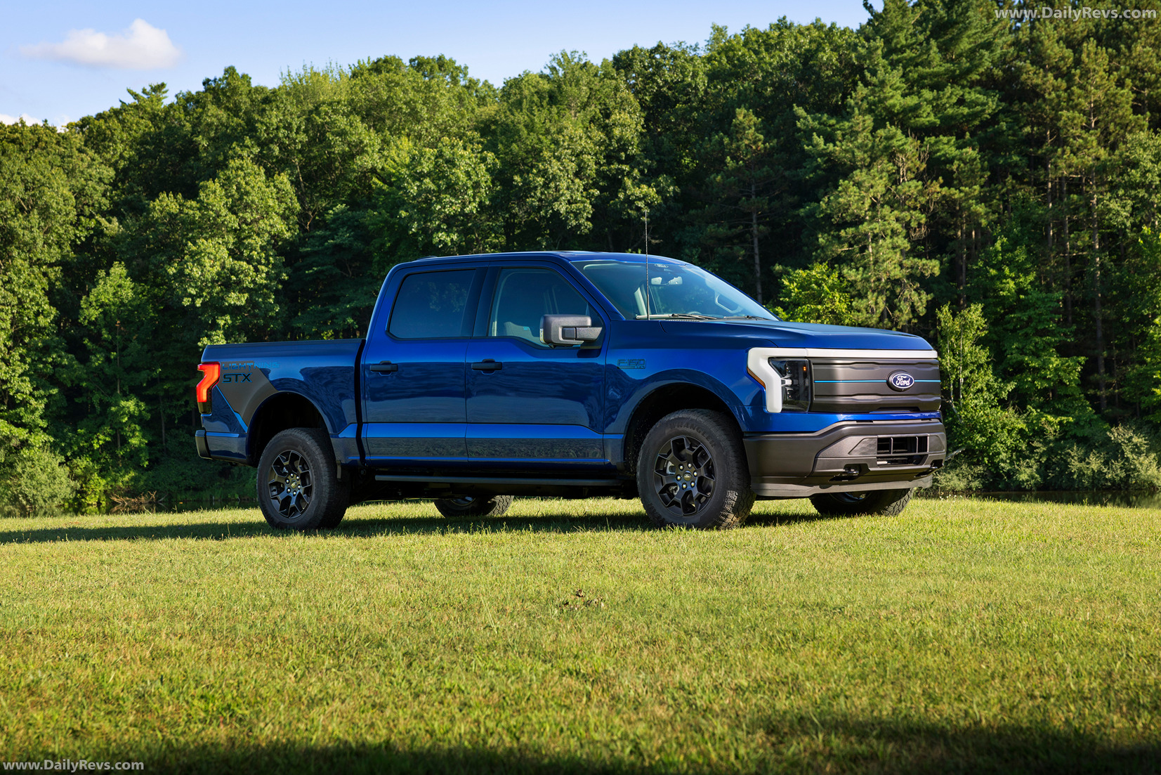 2026 Ford F-150 Lightning STX Front View