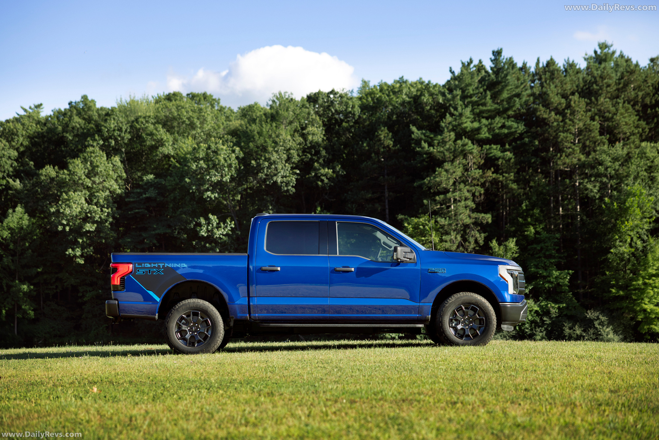 2026 Ford F-150 Lightning STX - Electric Muscle to More Buyers - DailyRevs