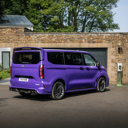2026 Ford E-Tourneo Custom MS-RT Rear View