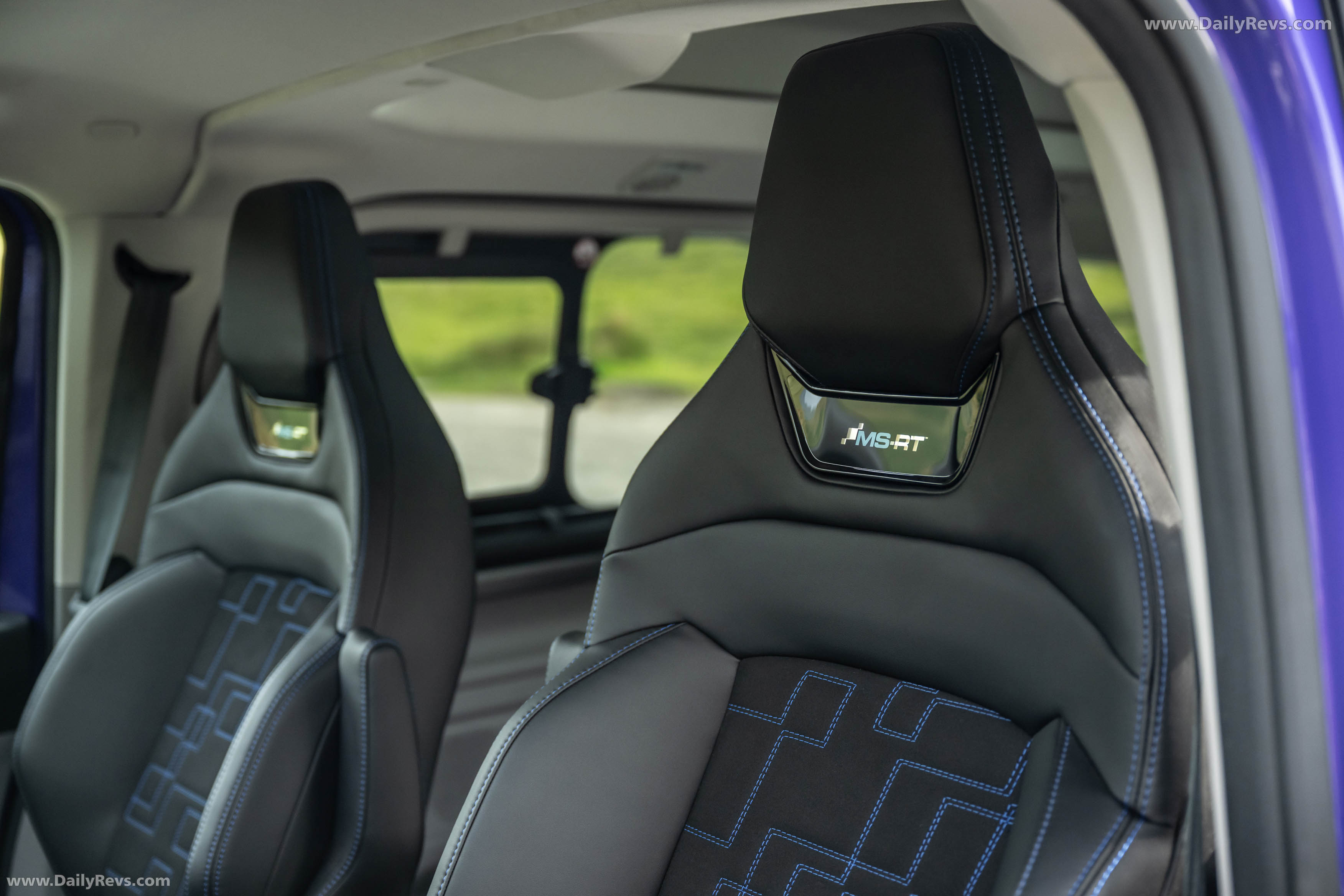 2026 Ford E-Tourneo Custom MS-RT Interior