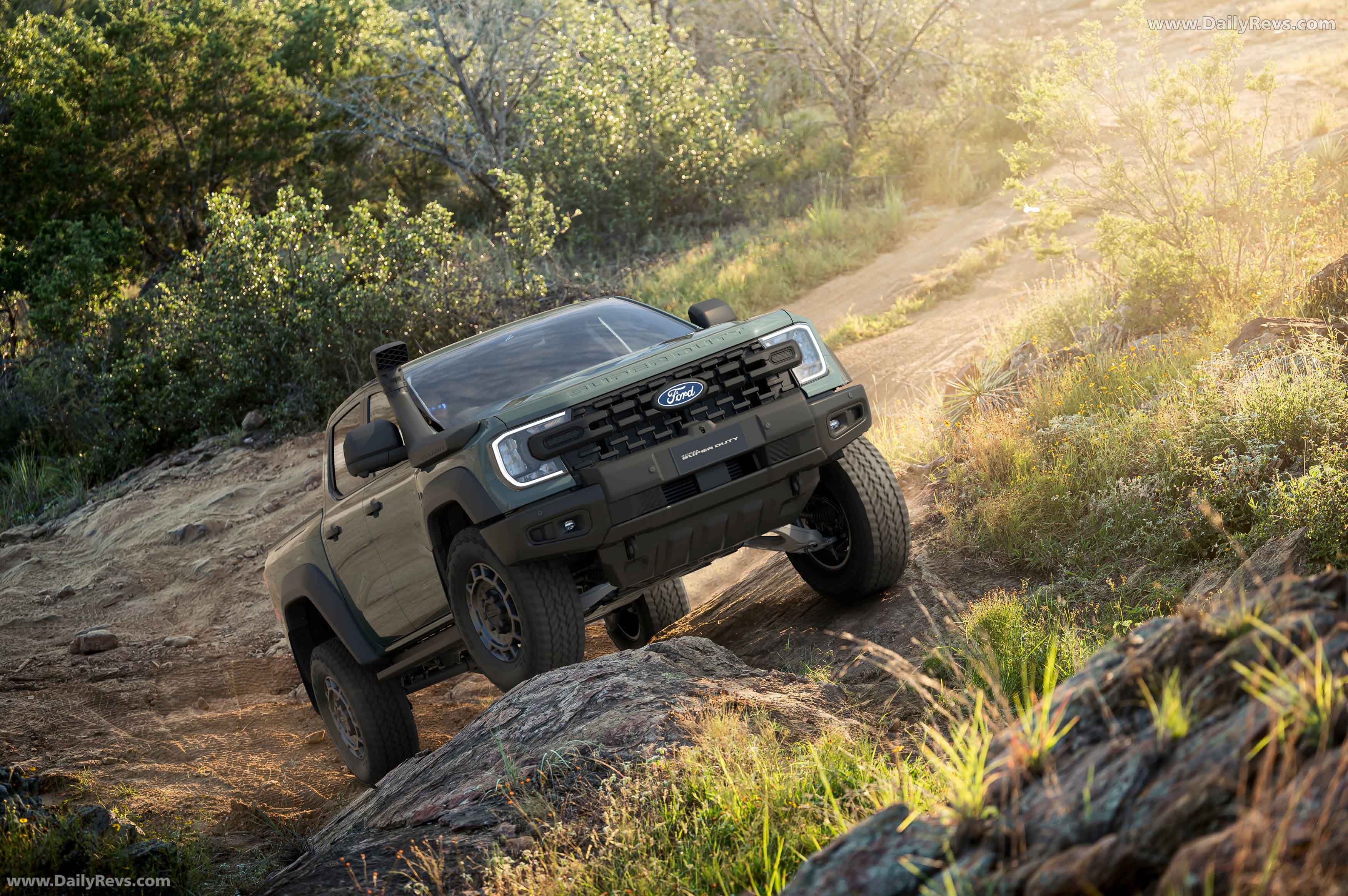 2026 Ford Ranger Super Duty XLT Front View