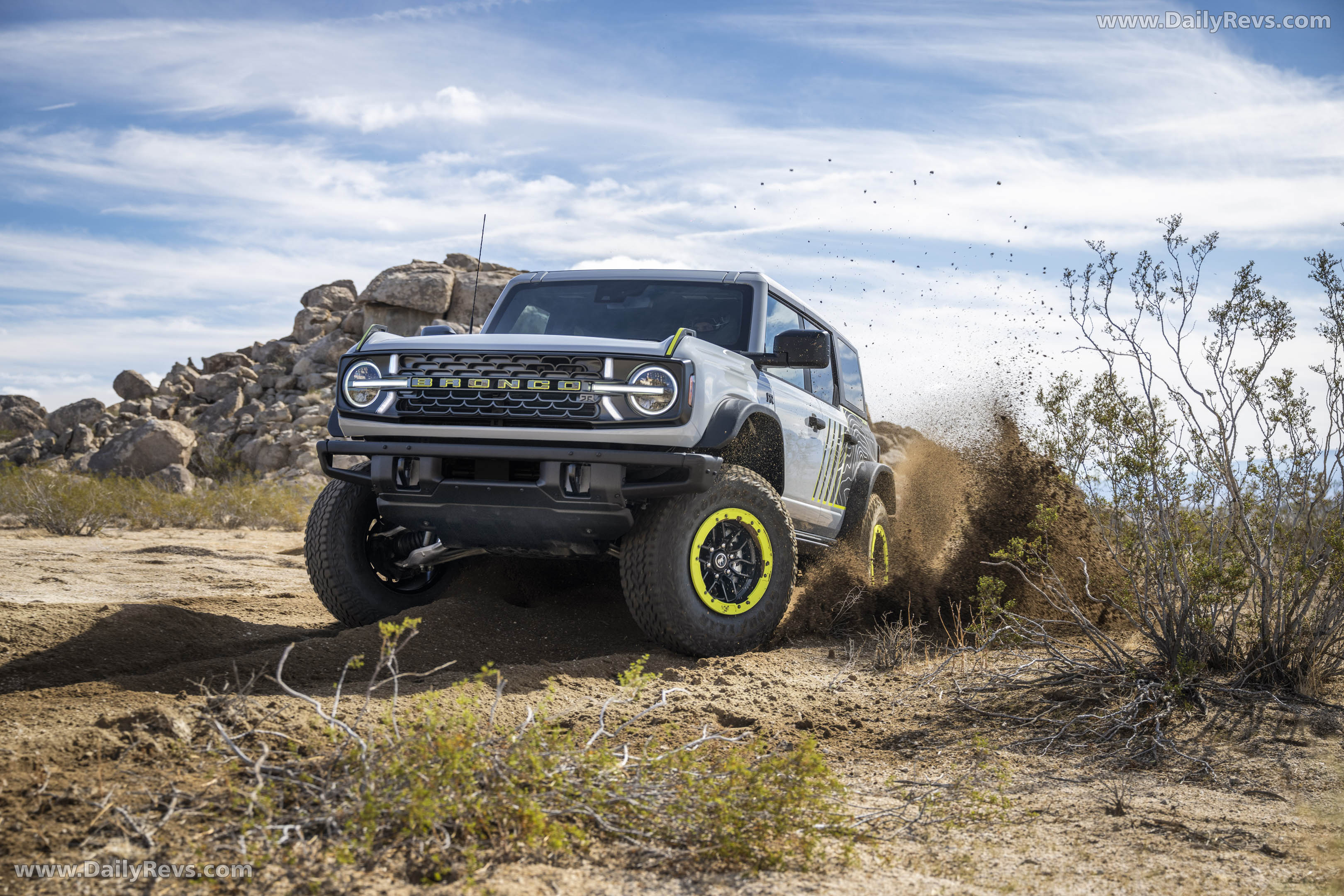 2027 Ford Bronco RTR Front View