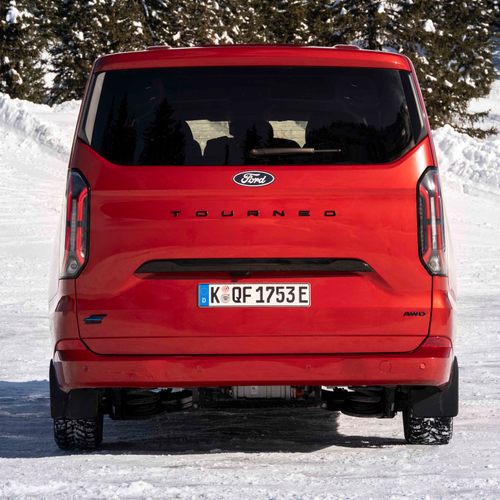 2026 Ford E-Tourneo Custom AWD Rear View