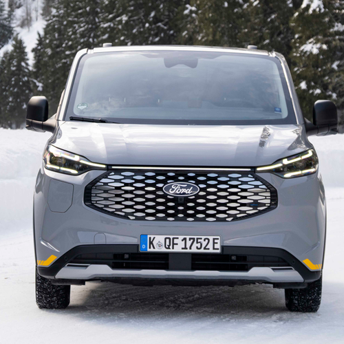 Image of E-Transit Custom AWD