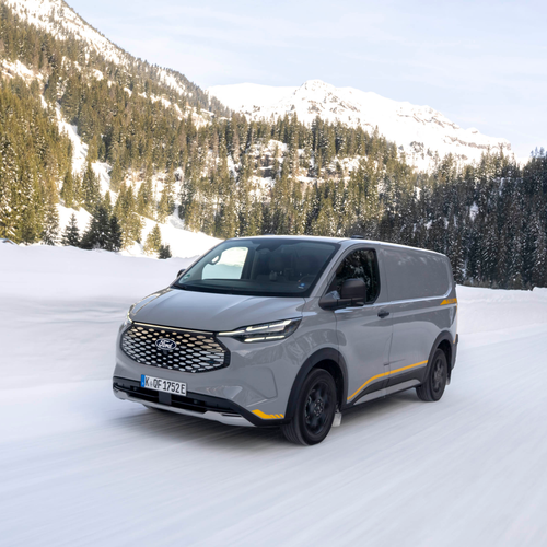 2026 Ford E-Transit Custom AWD Front View