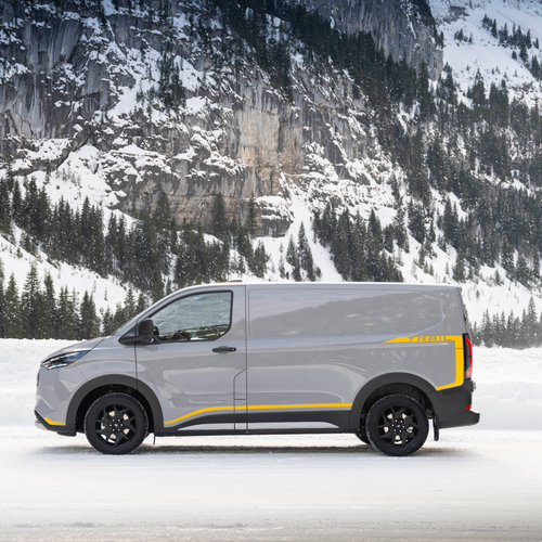 2026 Ford E-Transit Custom AWD Side View