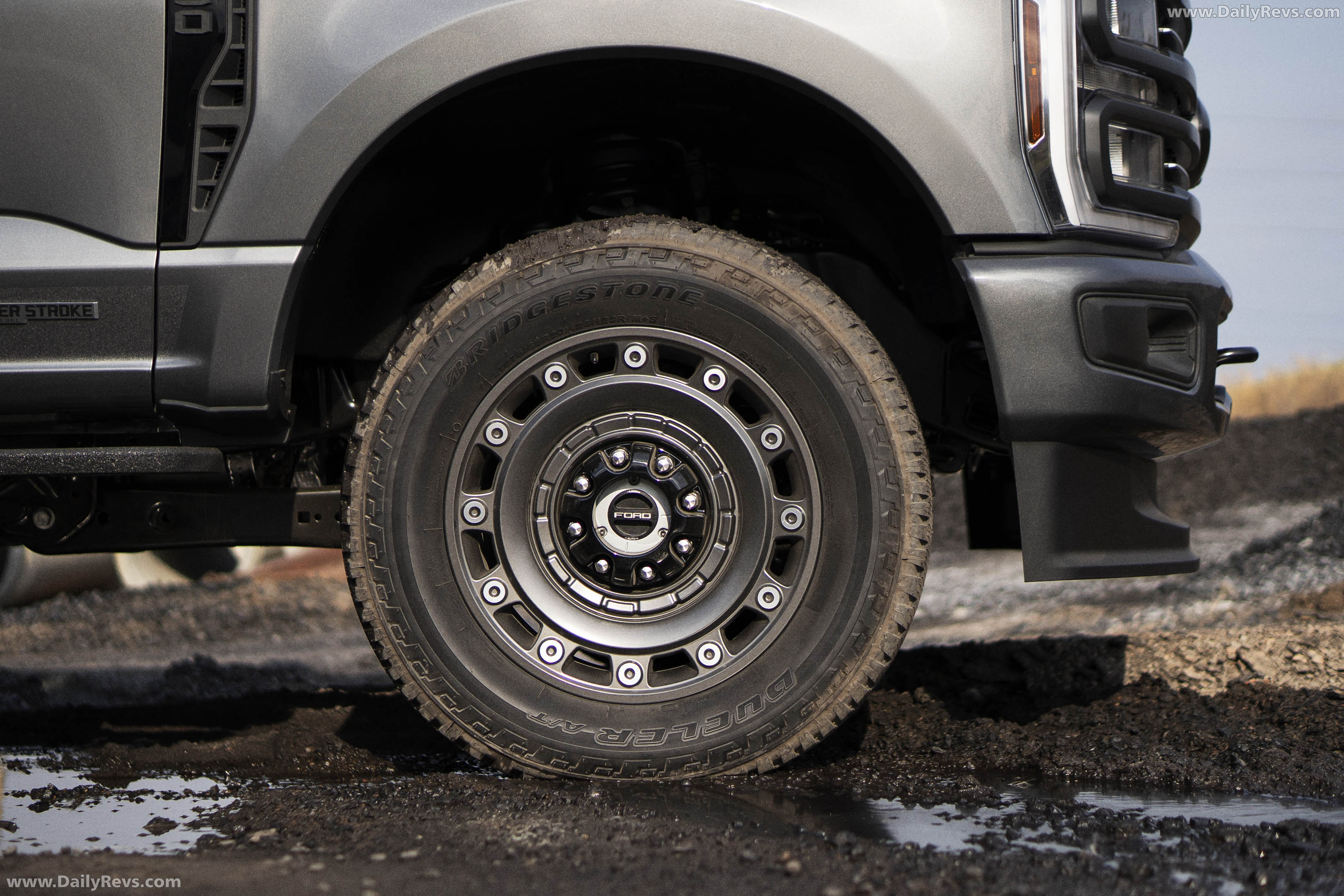 2027 Ford F-350 Super Duty Carhartt Exterior