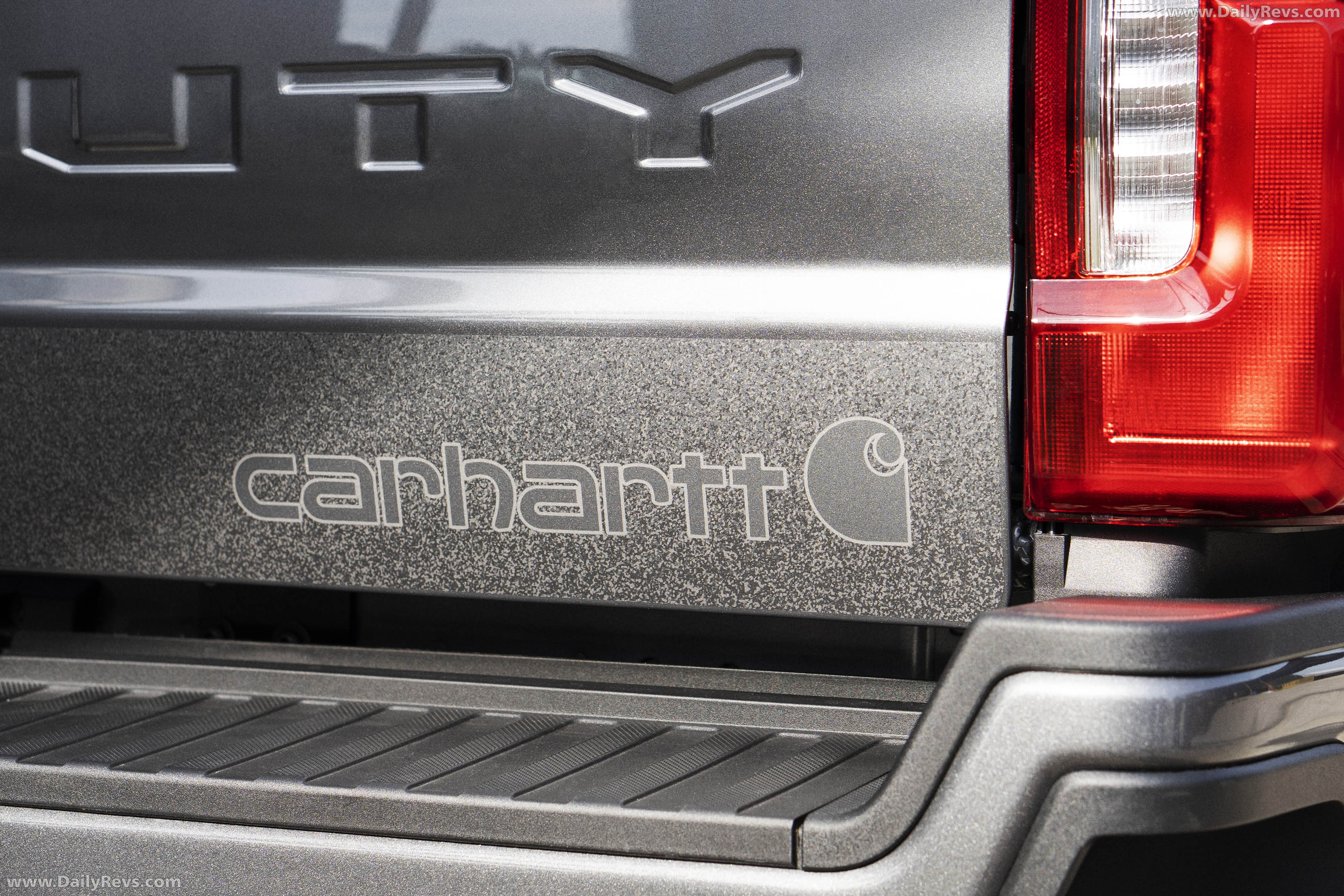 2027 Ford F-350 Super Duty Carhartt Exterior