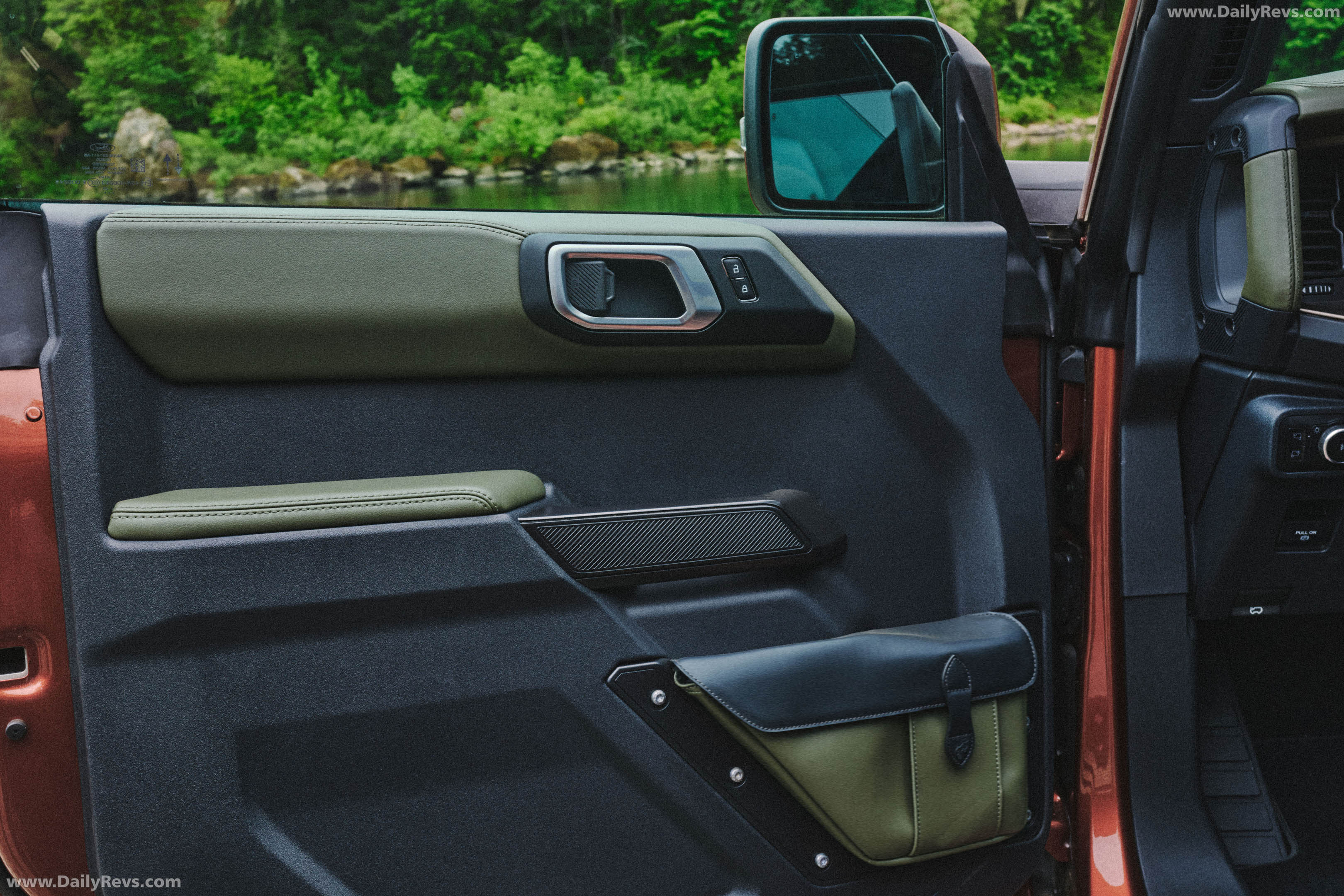 2027 Ford Bronco Filson First Edition Interior