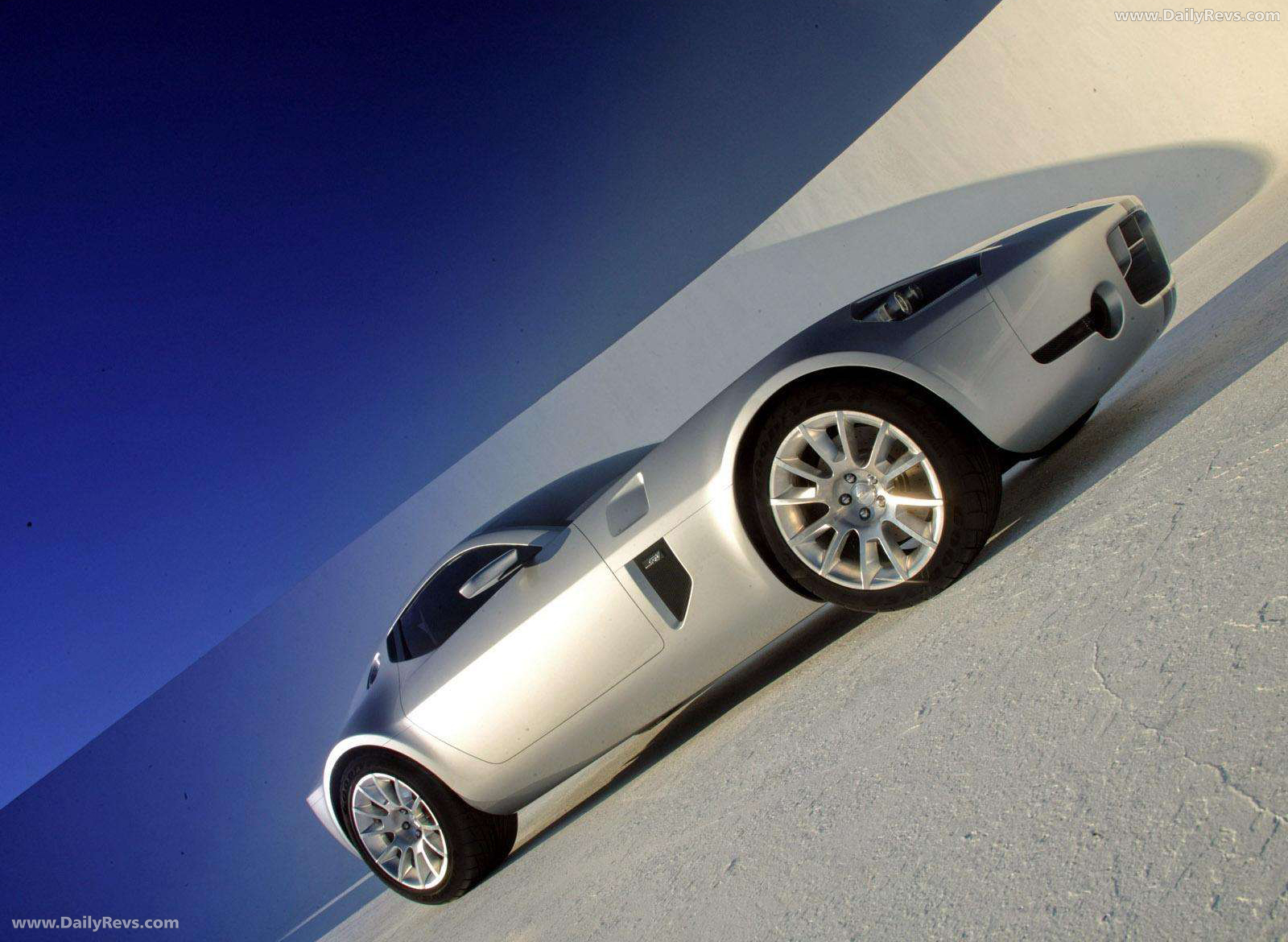2004 Ford Shelby GR1 Concept Side View