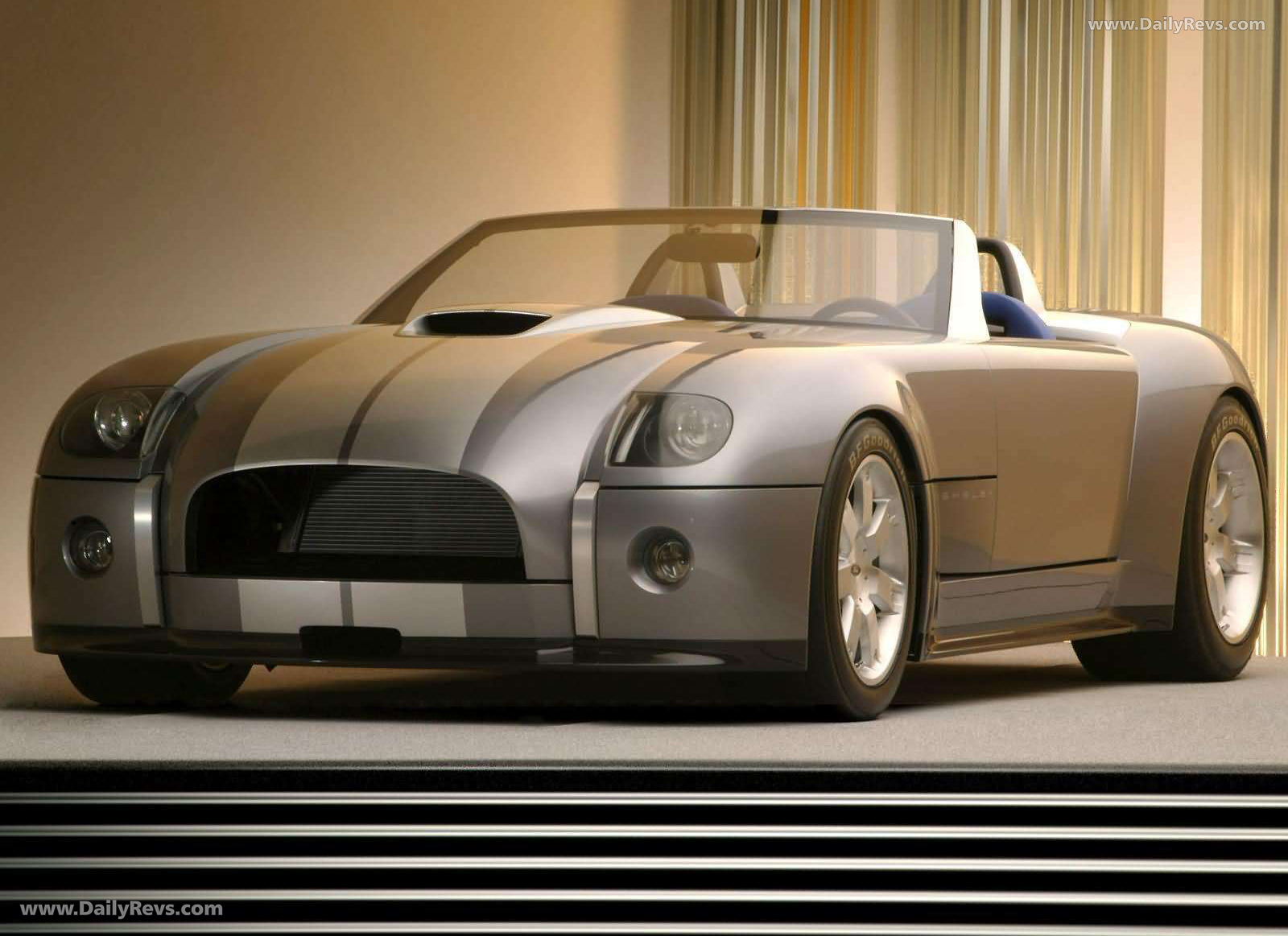 2004 Ford Shelby Cobra Concept Front View