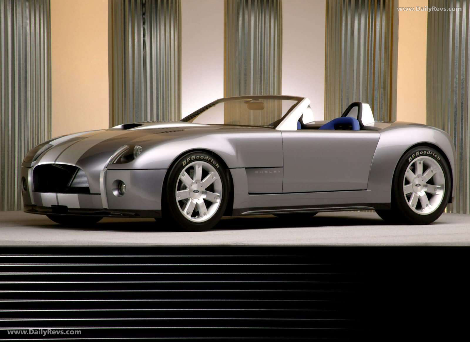 2004 Ford Shelby Cobra Concept Front View