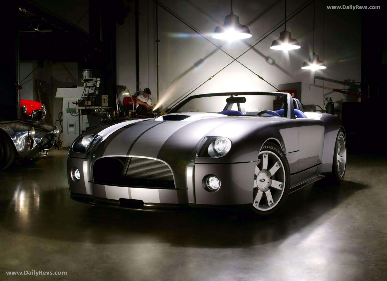 2004 Ford Shelby Cobra Concept Front View