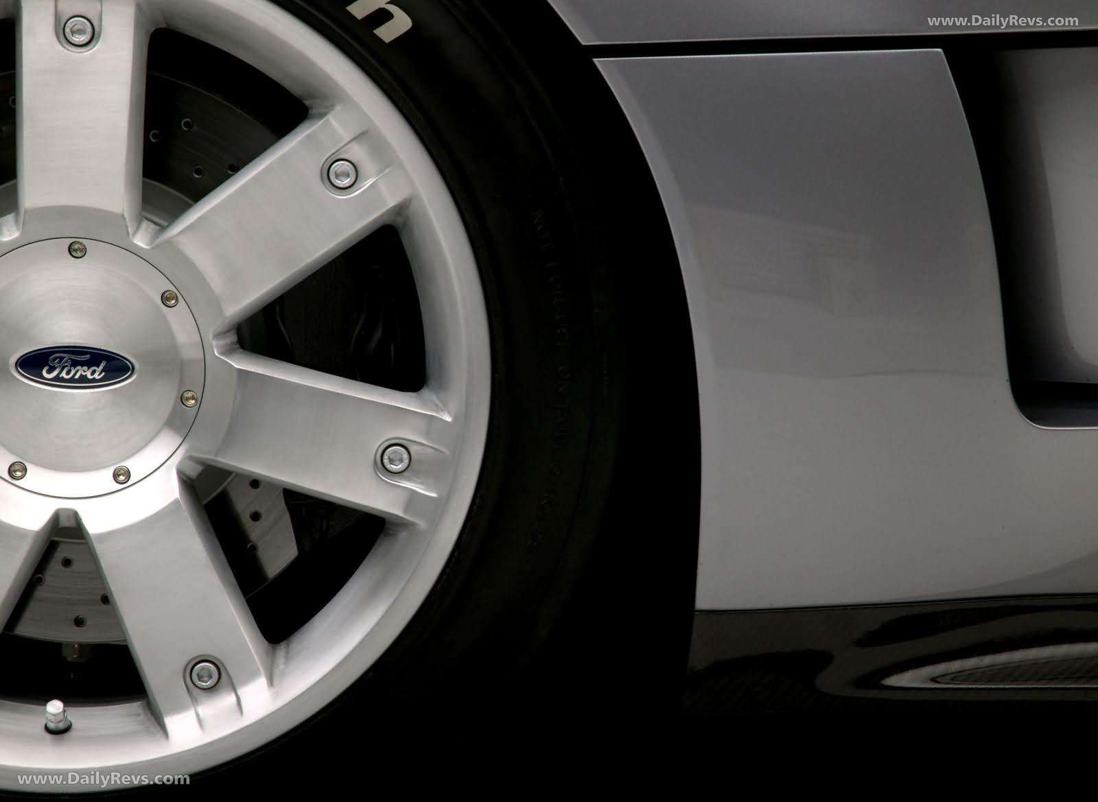 2004 Ford Shelby Cobra Concept Exterior