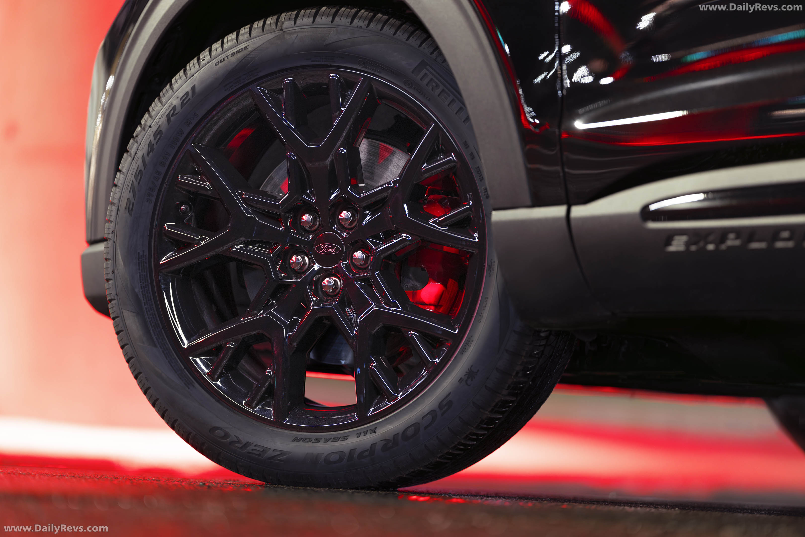 2027 Ford Explorer ST Sinister Package Exterior