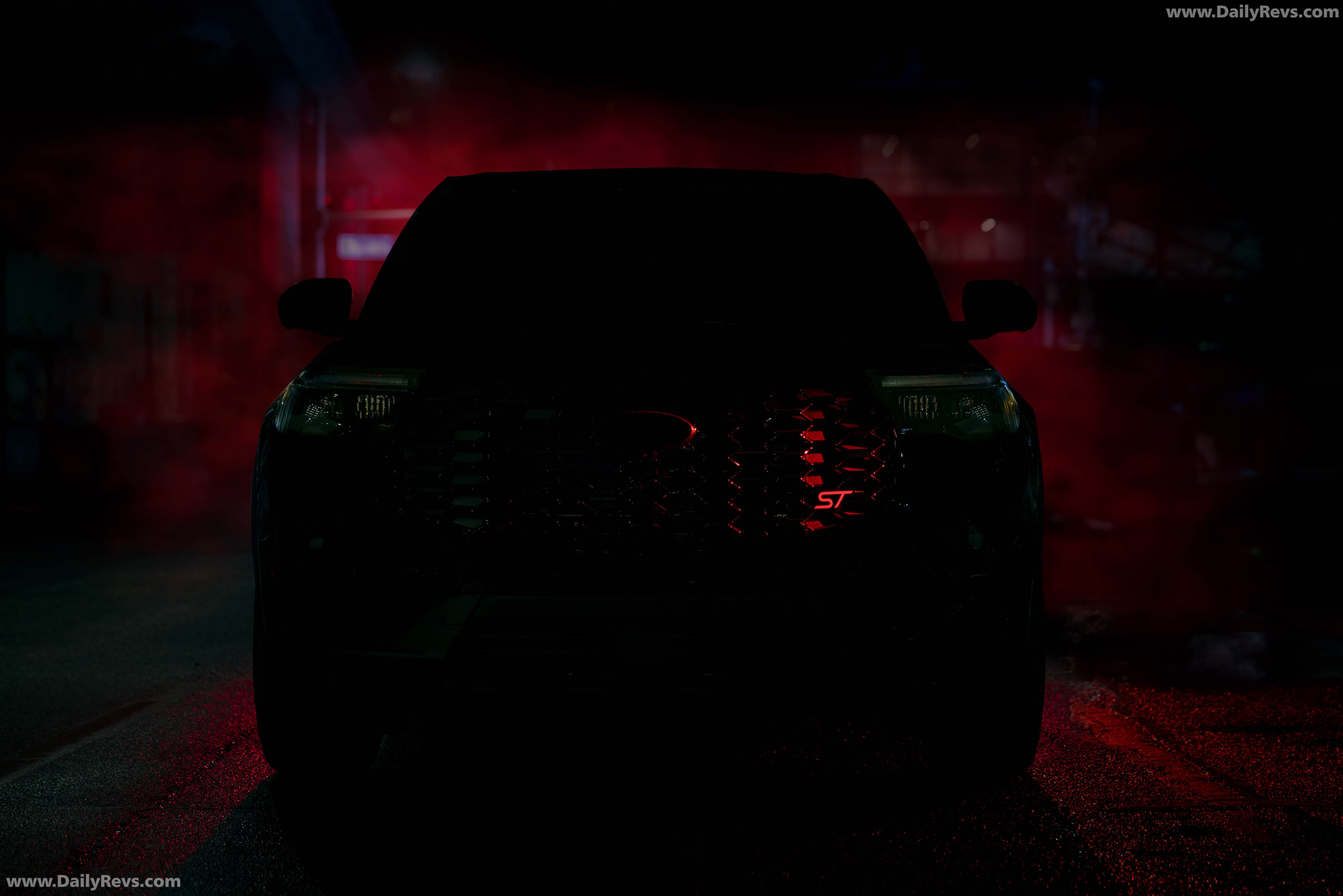 2027 Ford Explorer ST Sinister Package Front View
