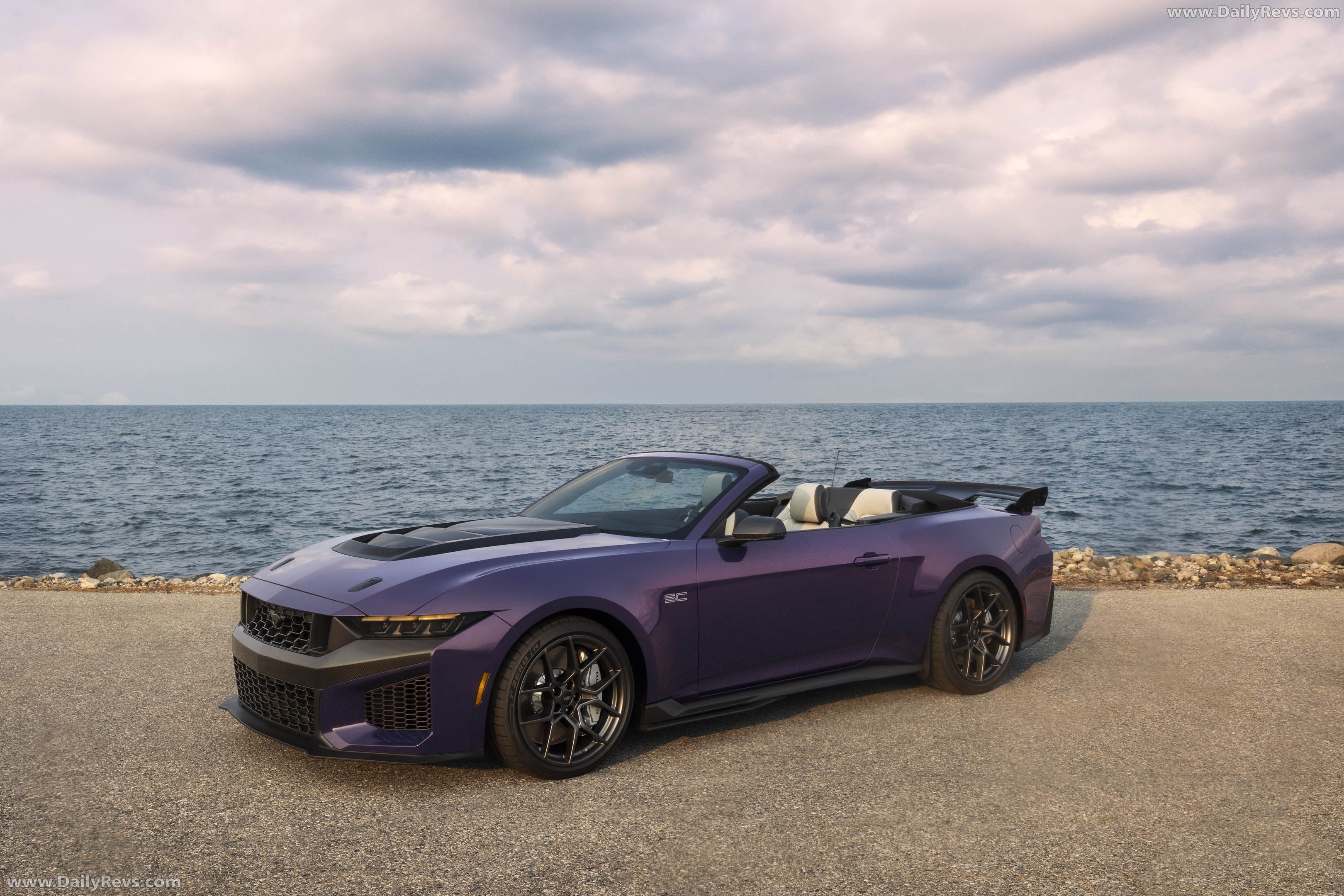2027 Ford Mustang Dark Horse SC Convertible Front View