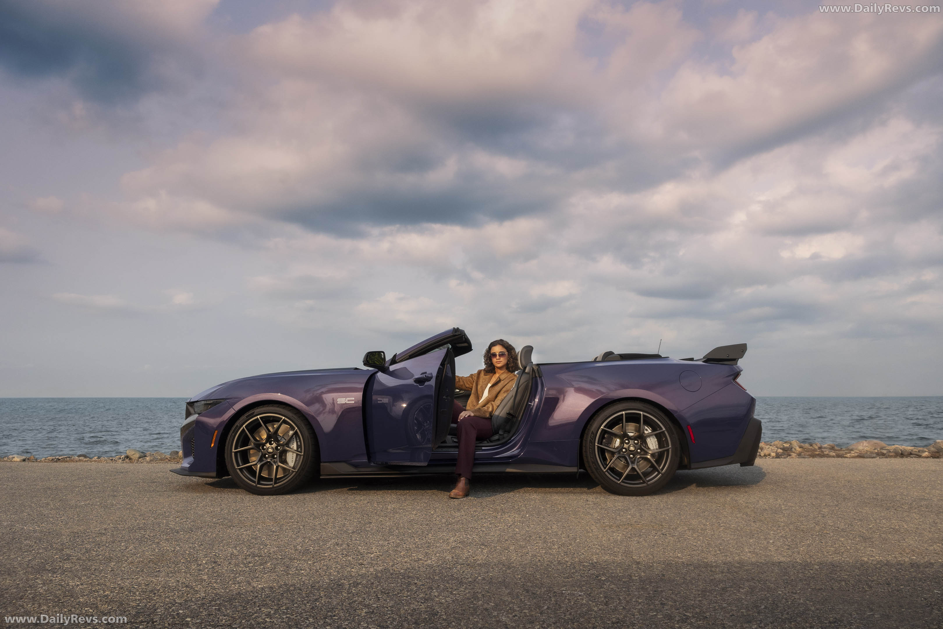 2027 Ford Mustang Dark Horse SC Convertible Side View