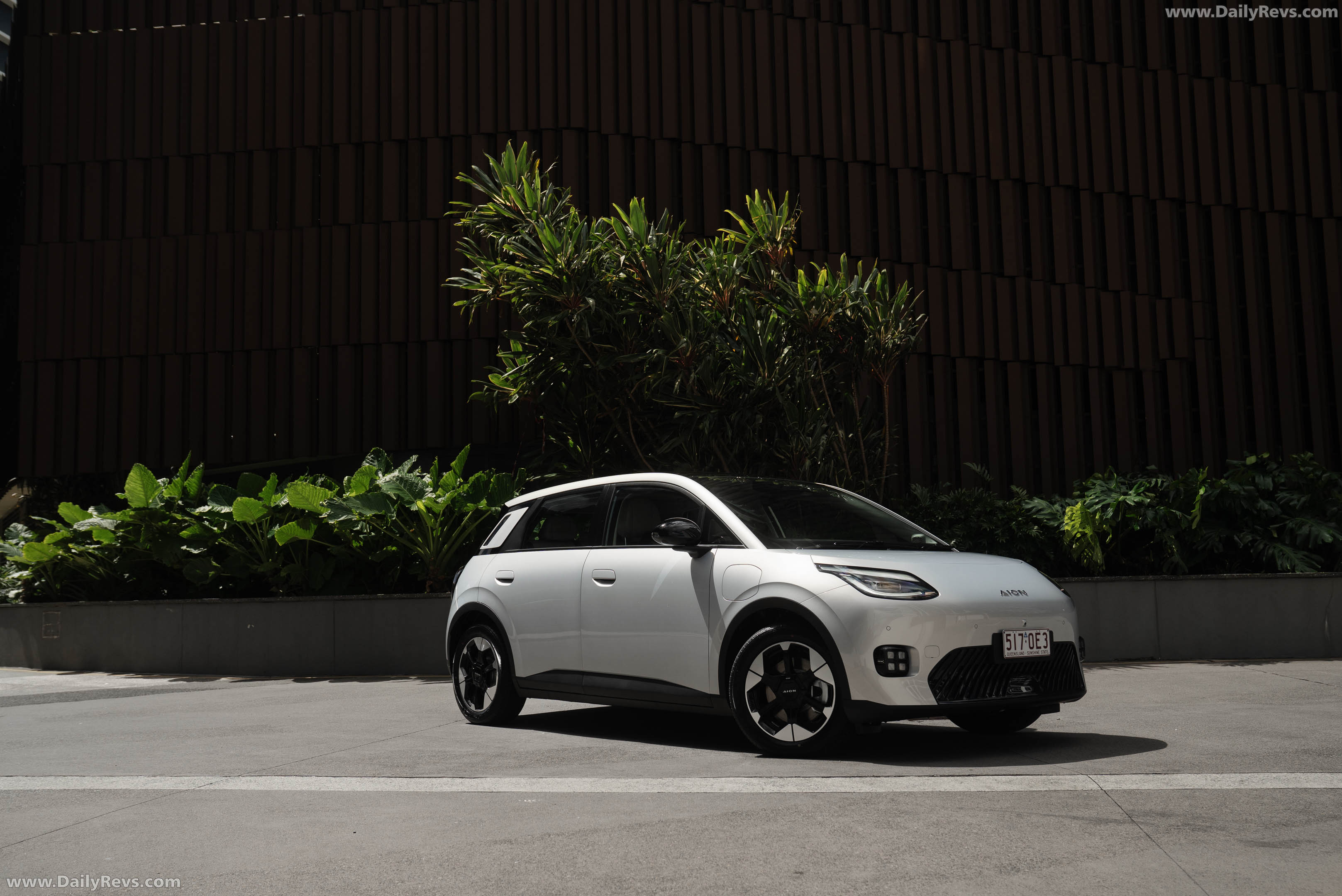2026 GAC Motor AION UT Luxury Front View