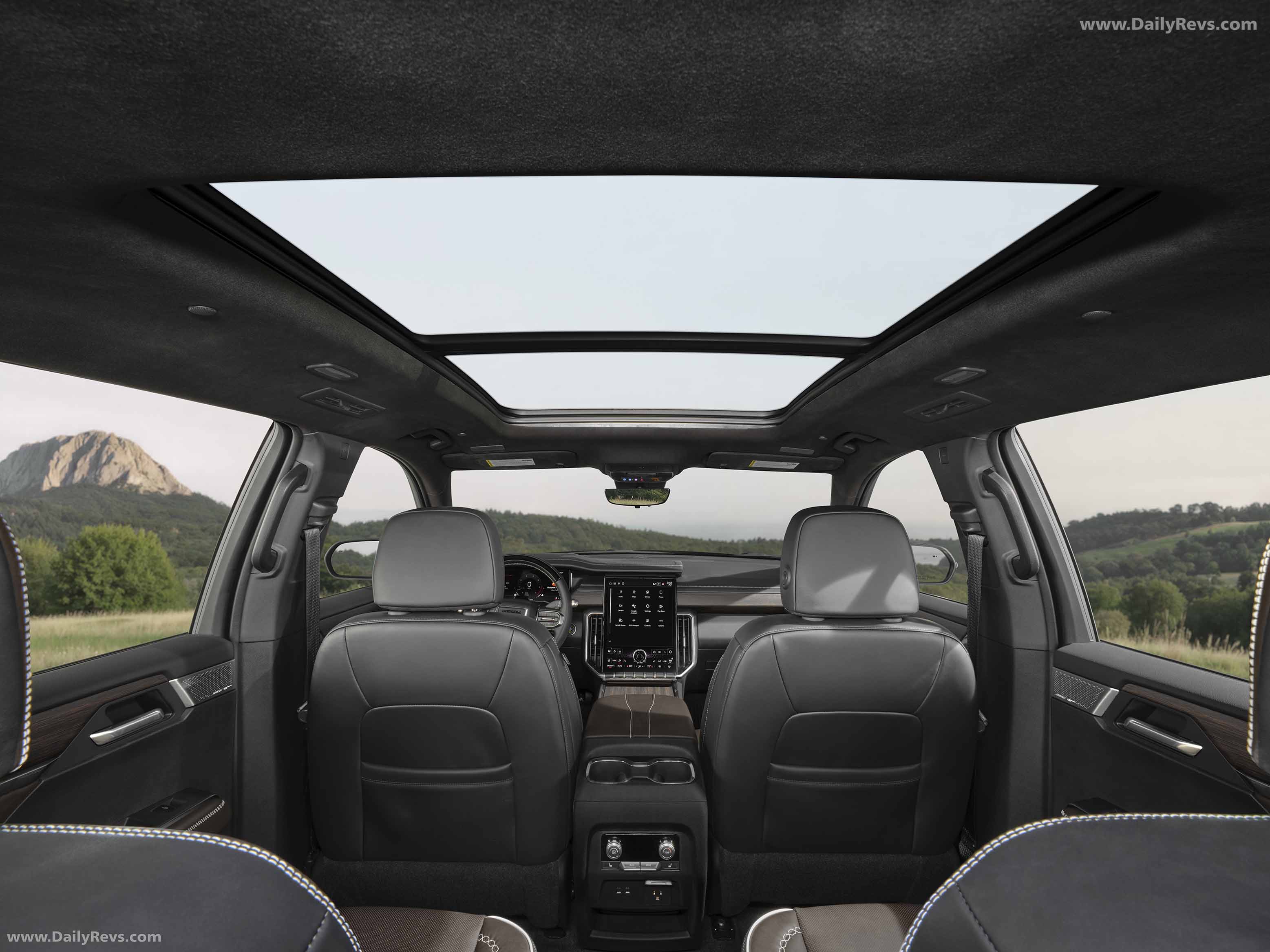 2026 GMC Acadia Denali Ultimate Interior