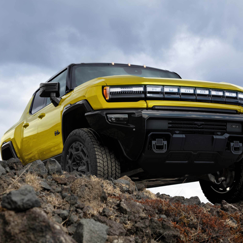 2027 GMC Hummer EV Icon 25 Front View