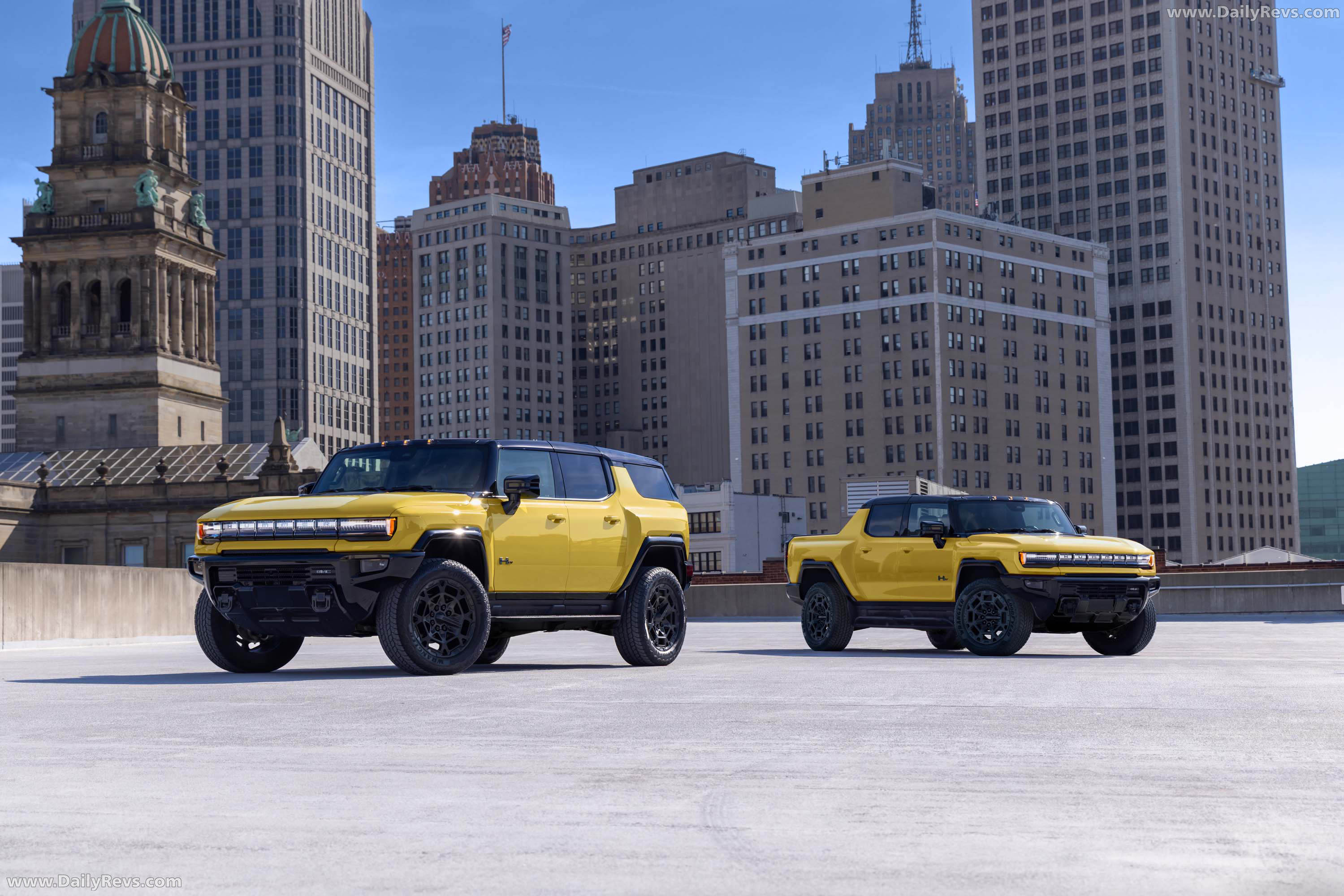 2027 GMC Hummer EV Icon 25 Front View