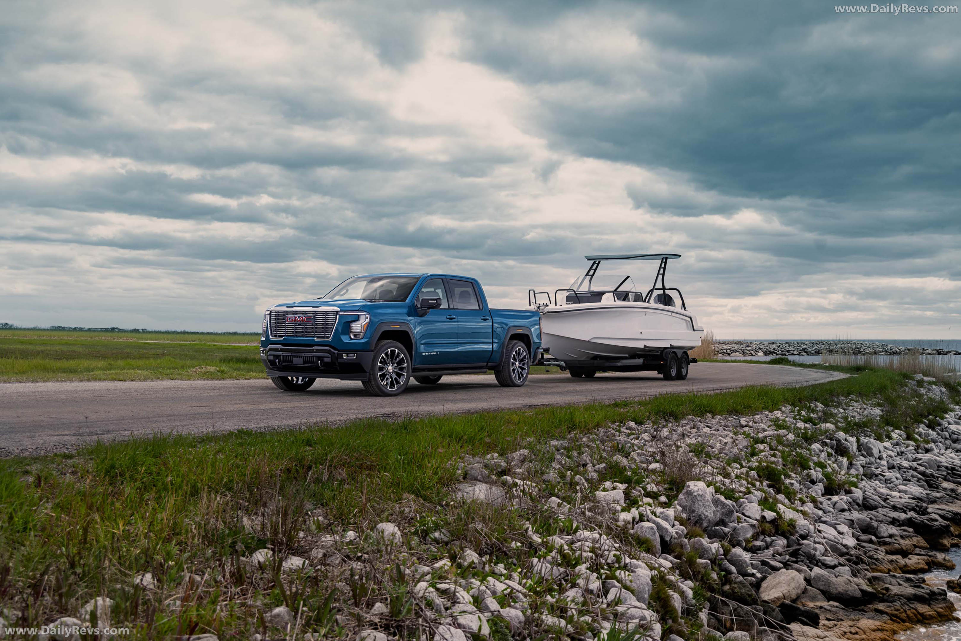 2027 GMC Sierra Denali Front View