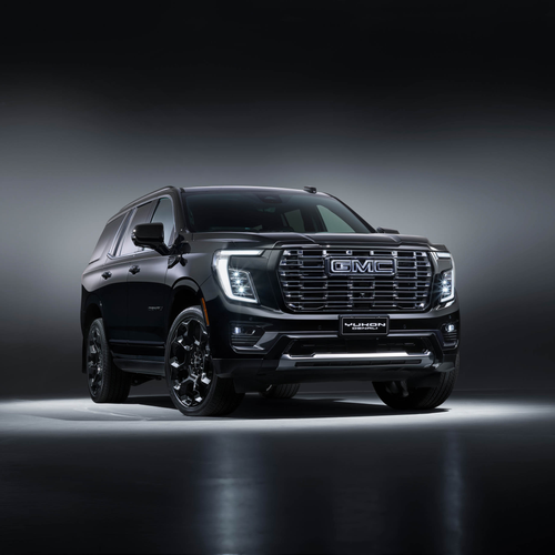 2026 GMC Yukon Denali Signature Black Front View