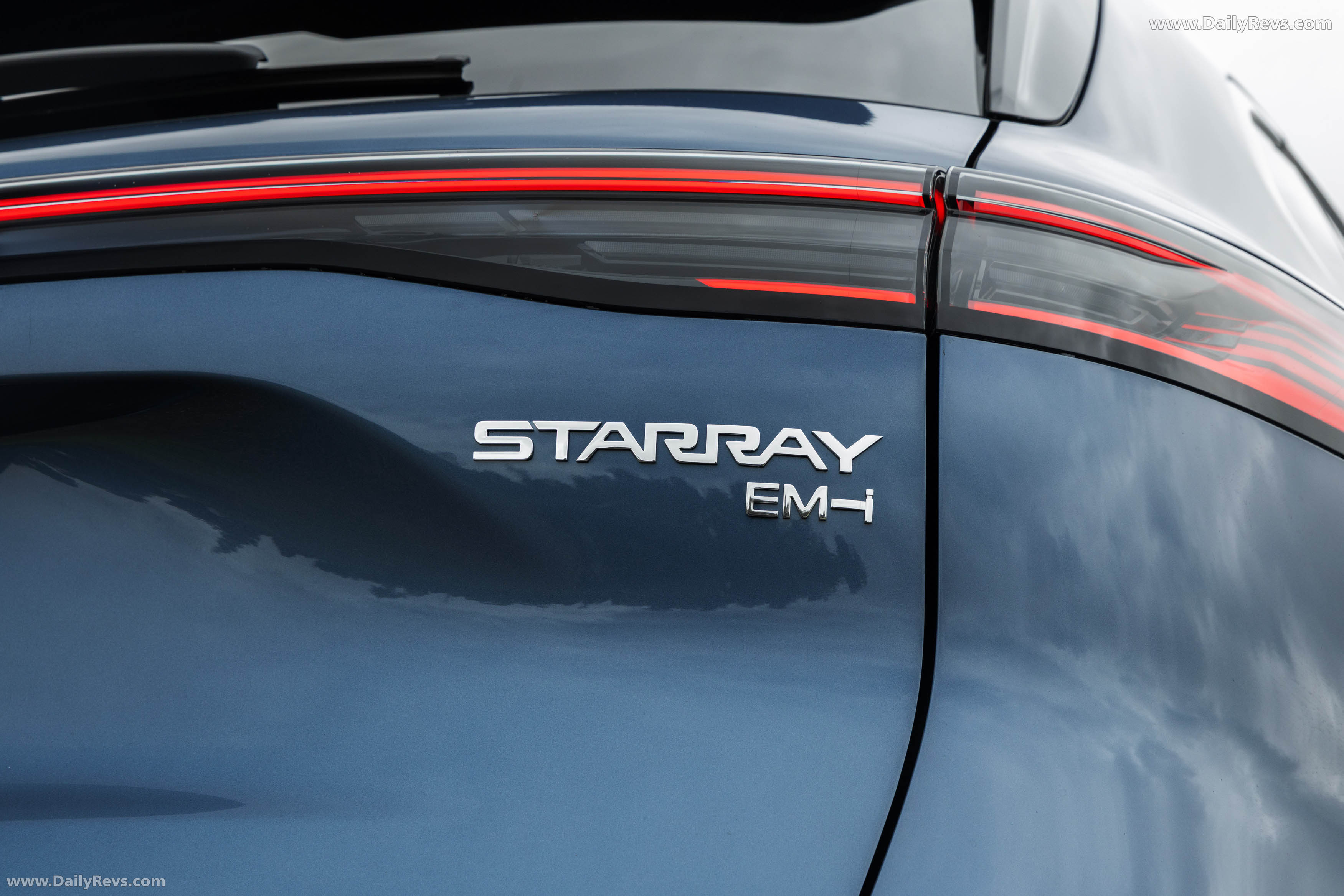 2026 Geely Starray EM-i Glacier Blue Exterior