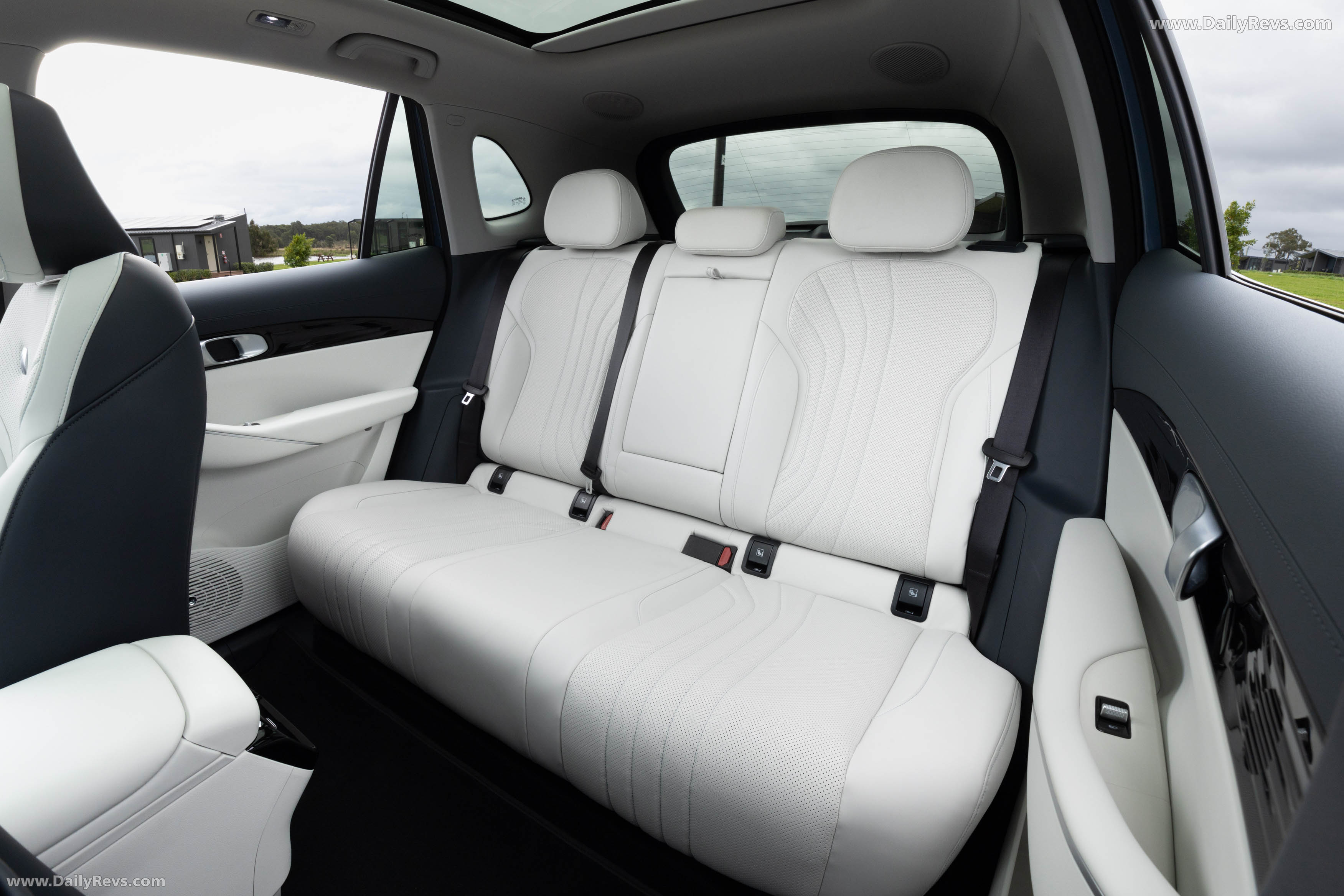 2026 Geely Starray EM-i Glacier Blue Interior