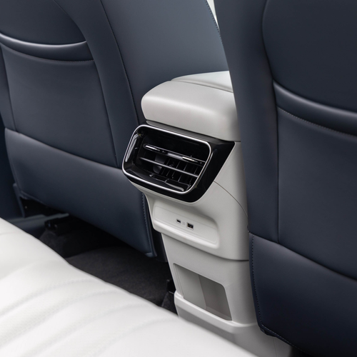 2026 Geely Starray EM-i Glacier Blue Interior