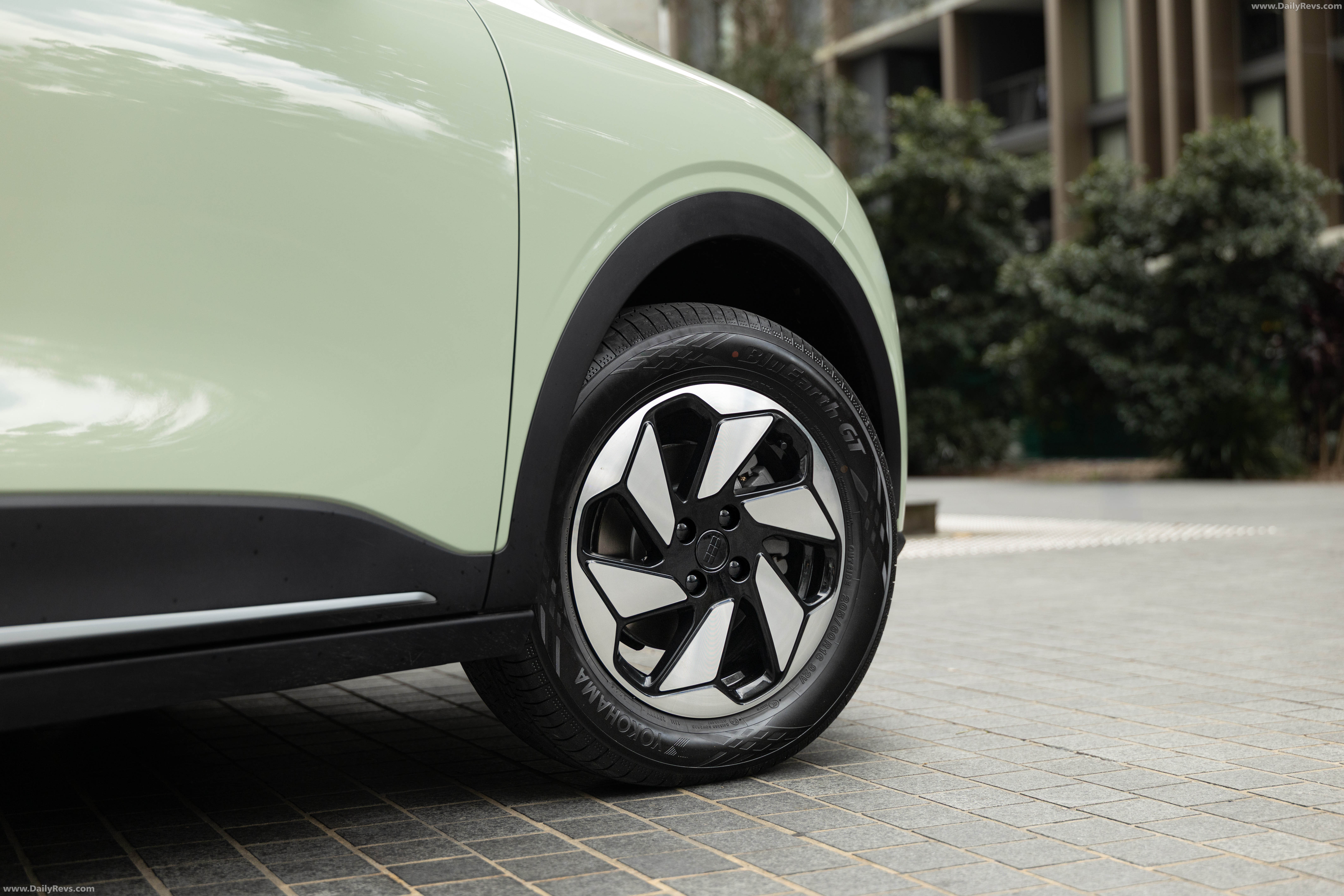 2027 Geely EX2 Exterior