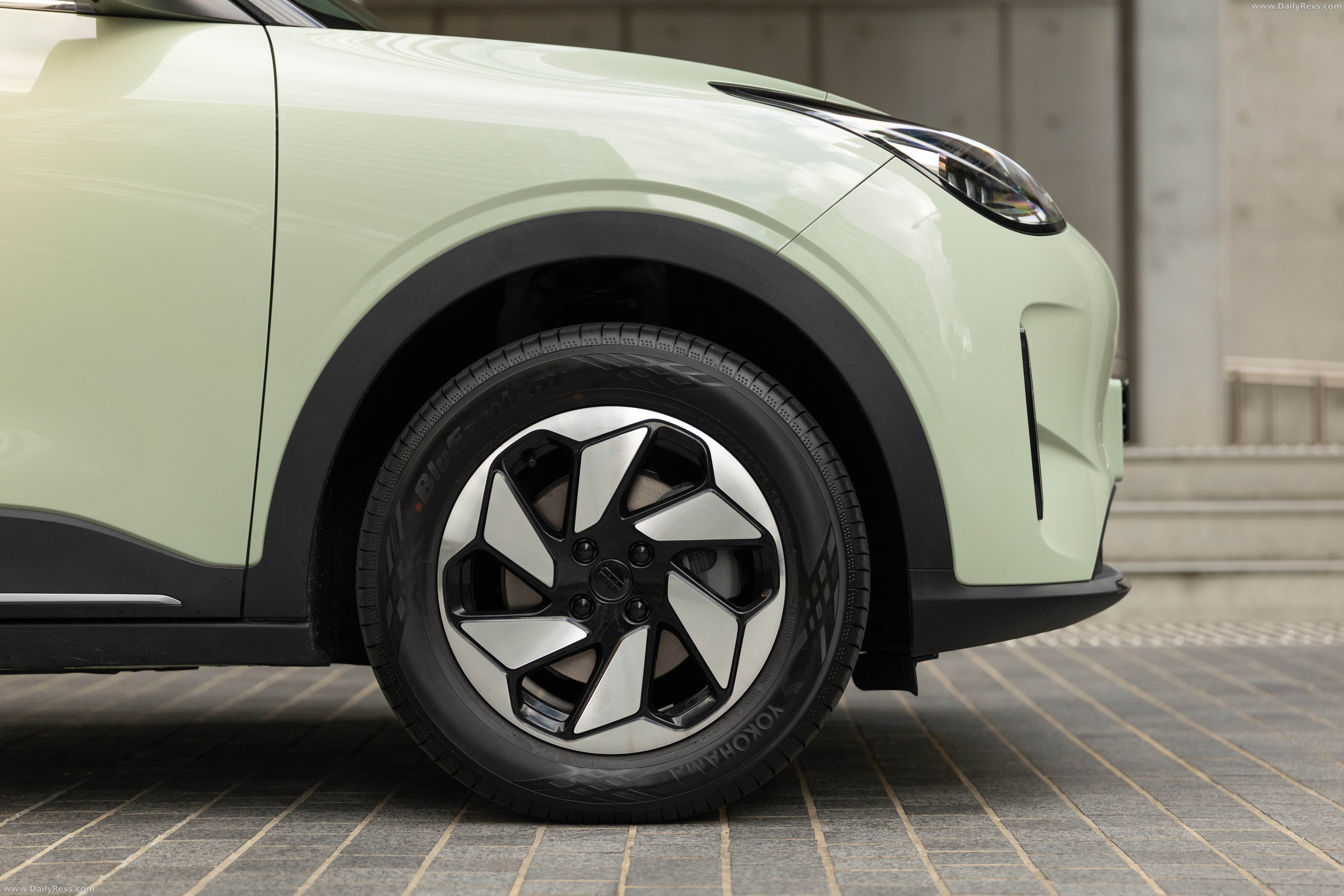 2027 Geely EX2 Exterior