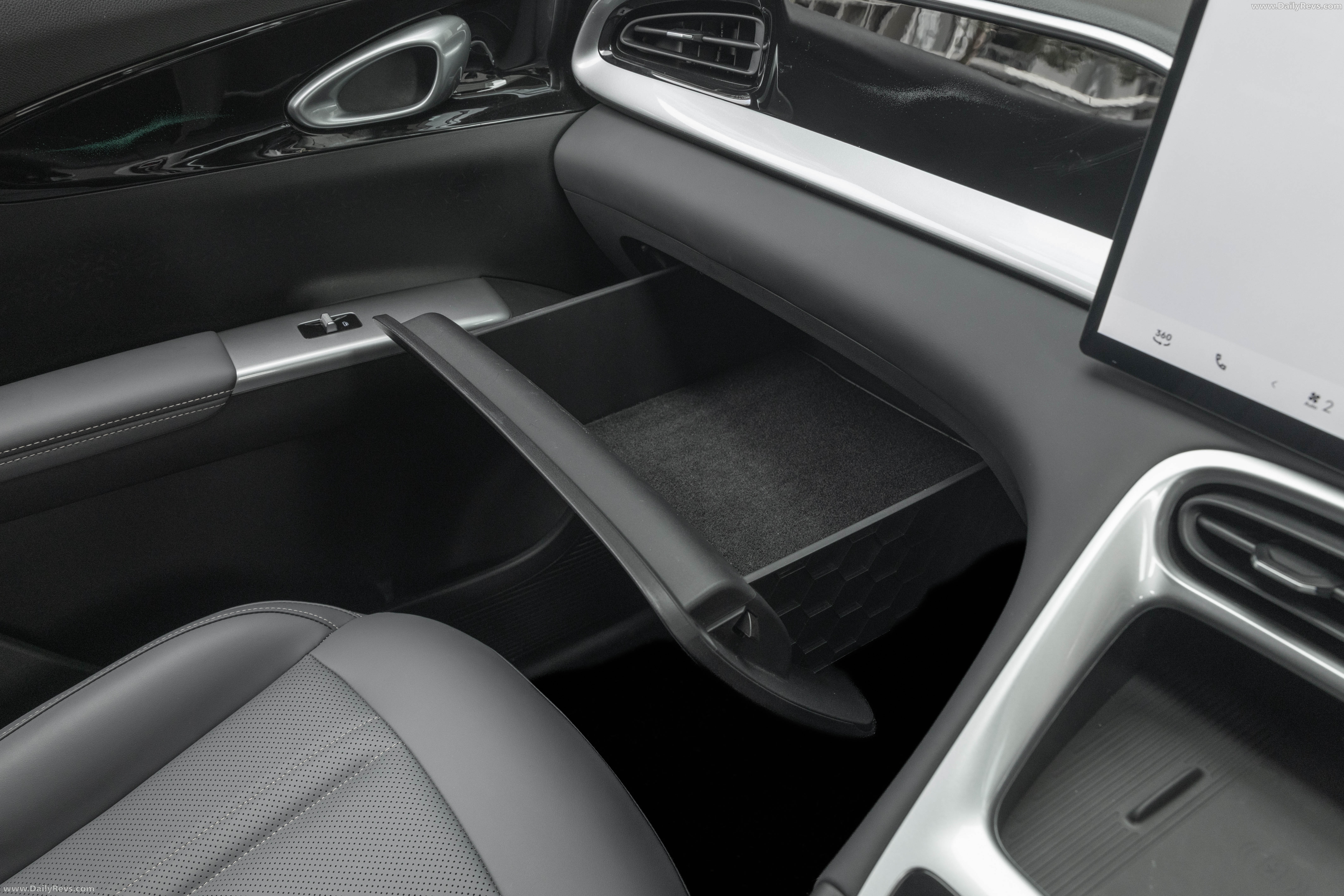 2027 Geely EX2 Interior
