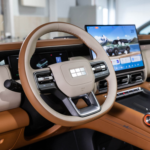 2027 Geely Battleship 700 Interior